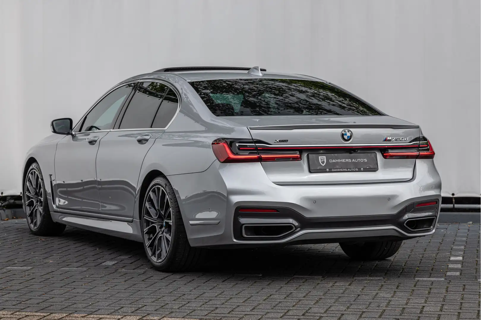 BMW 750 7-serie M-750d xDrive High Executive M-pakket 20'' Szürke - 2