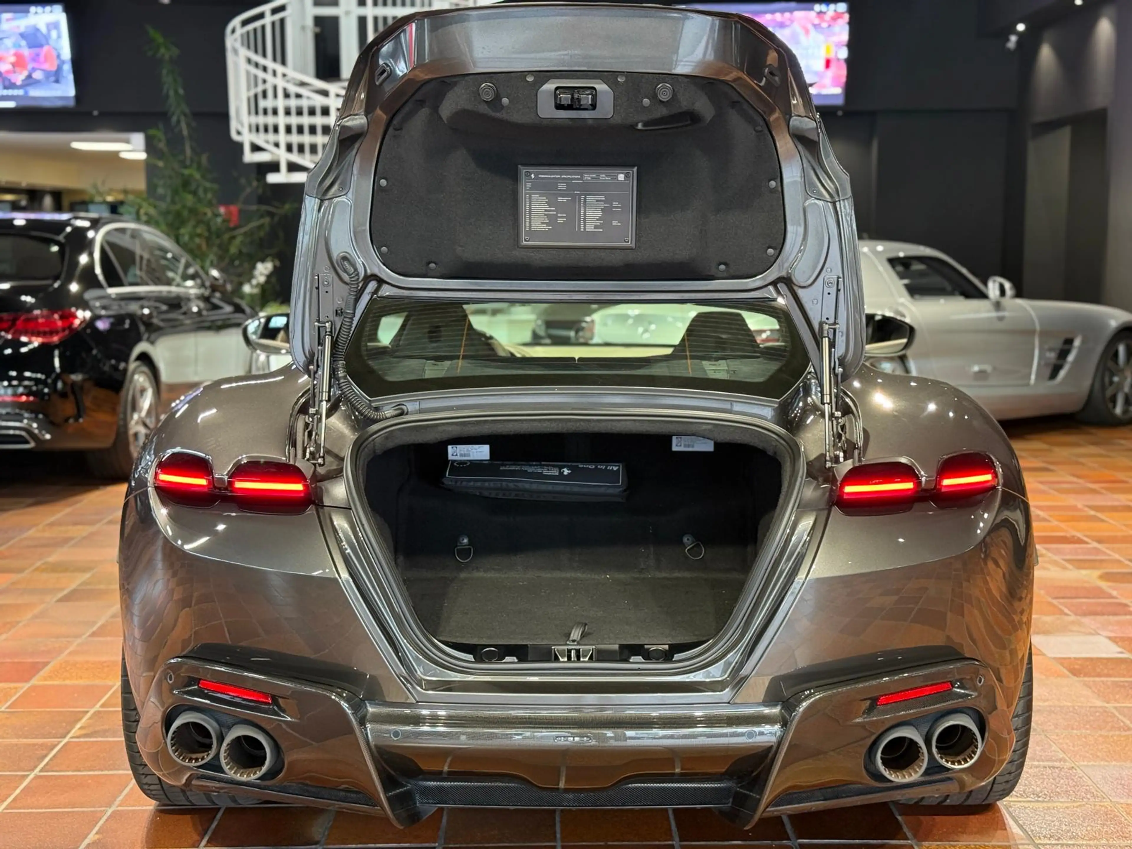 Ferrari Roma FullCarbon ADAS Passenger JBL Approved03/28 — photo 5