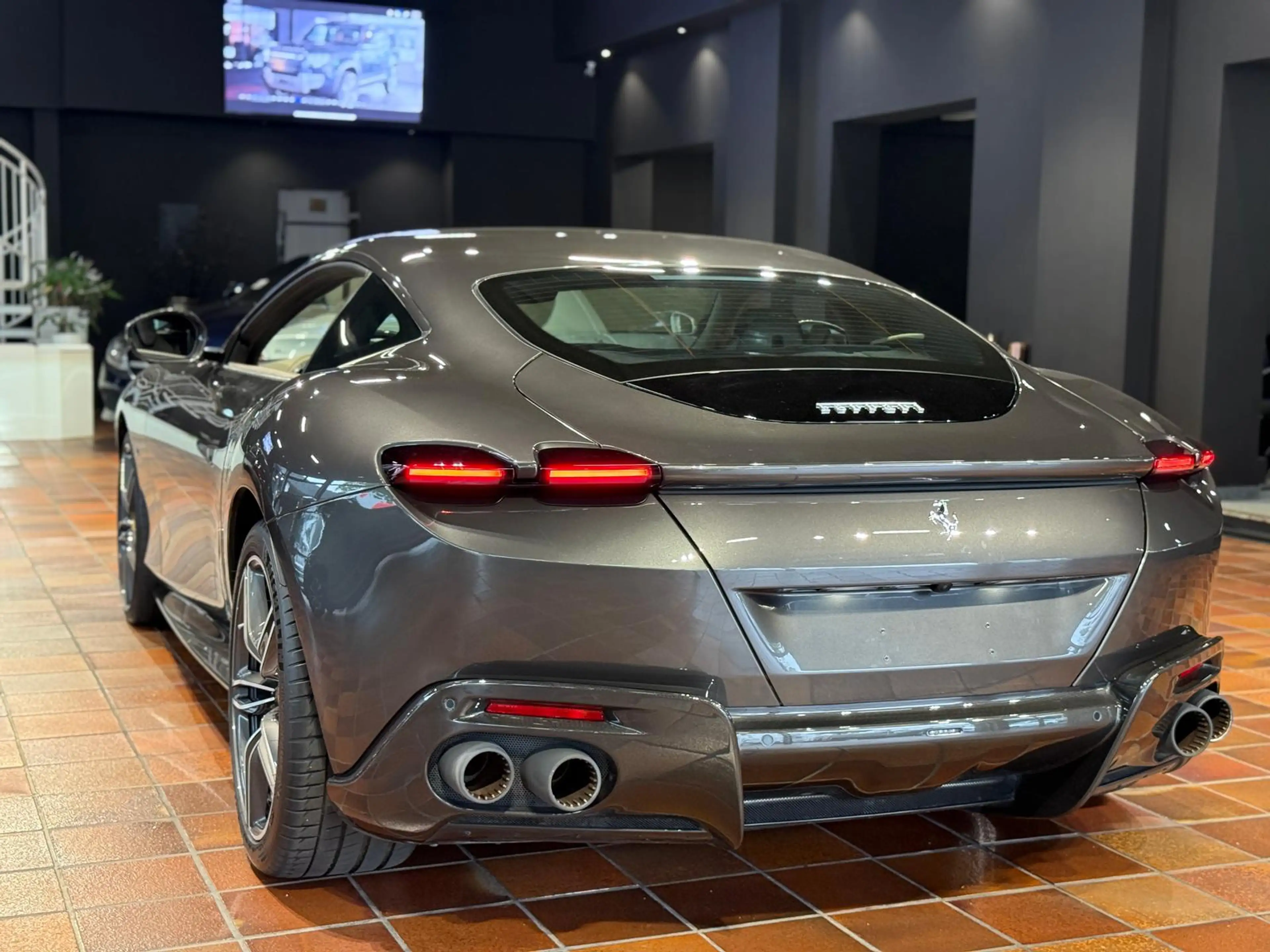 Ferrari Roma FullCarbon ADAS Passenger JBL Approved03/28 — photo 3
