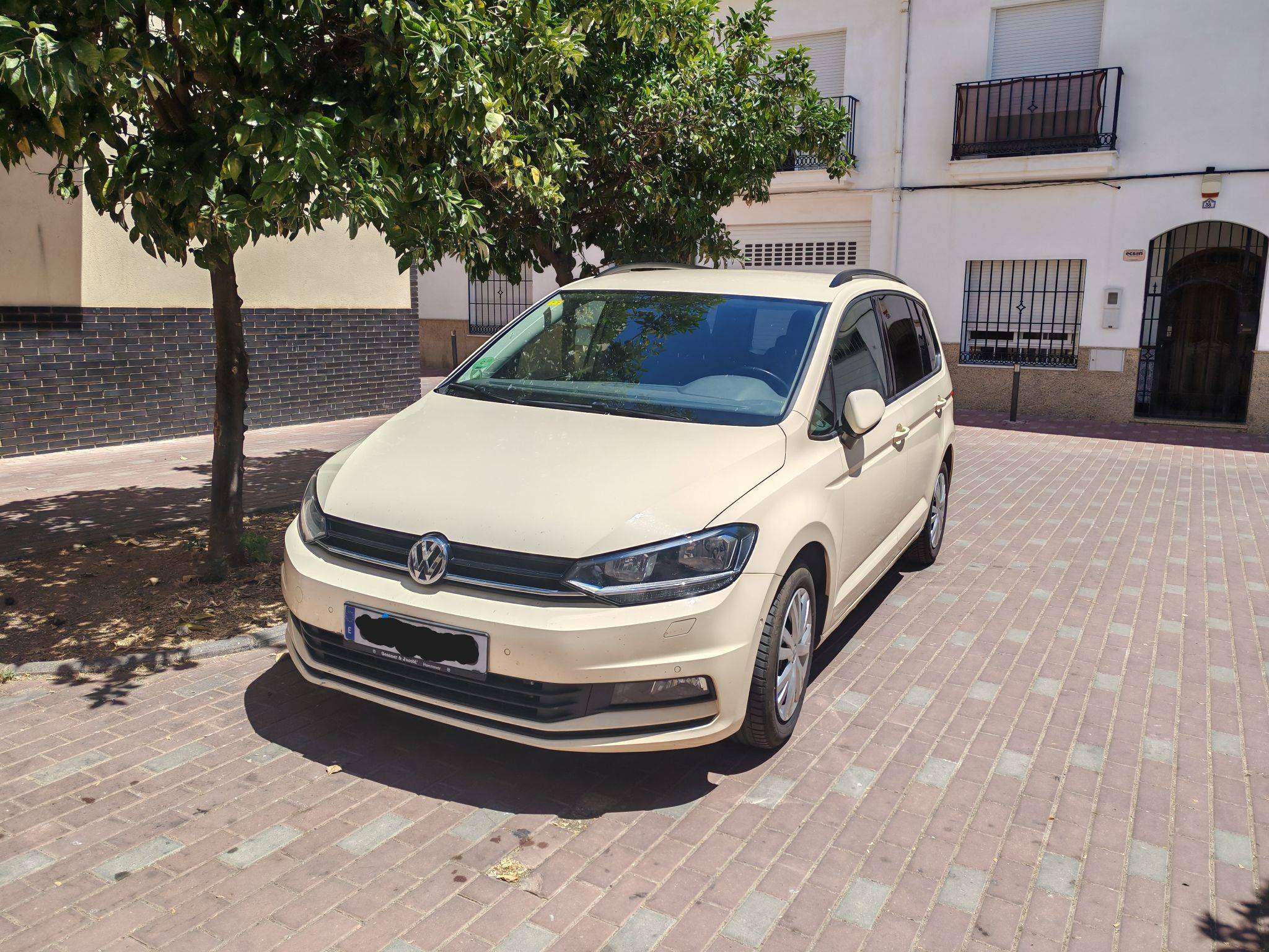 Volkswagen Touran Touran 2.0TDI BMT Advance DSG 81kW - foto 1