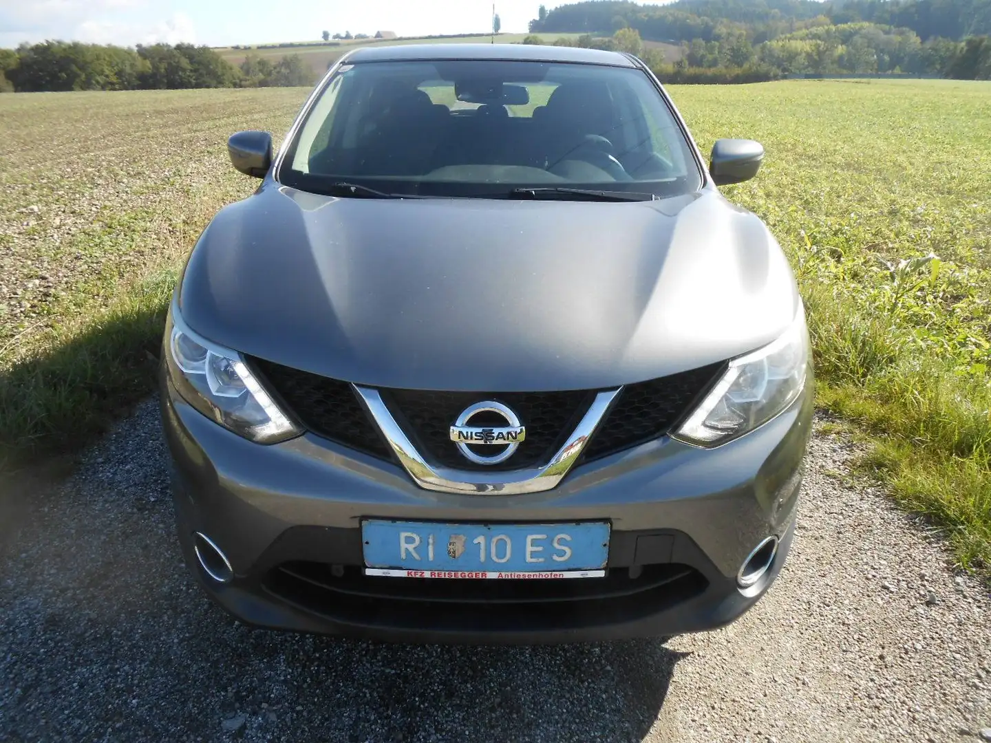 Nissan Qashqai Qashqai 1,2 DIG-T Acenta NAVI Grau - 2