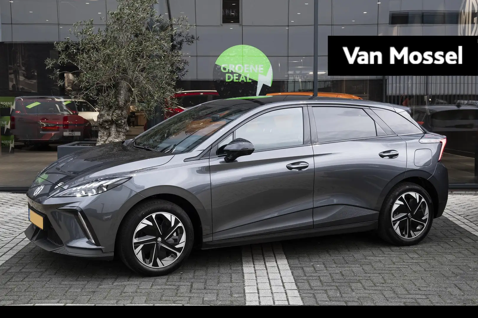 MG MG4 Electric Standard 51 kWh | WLTP 350KM | AFNEEMBARE Gris - 1