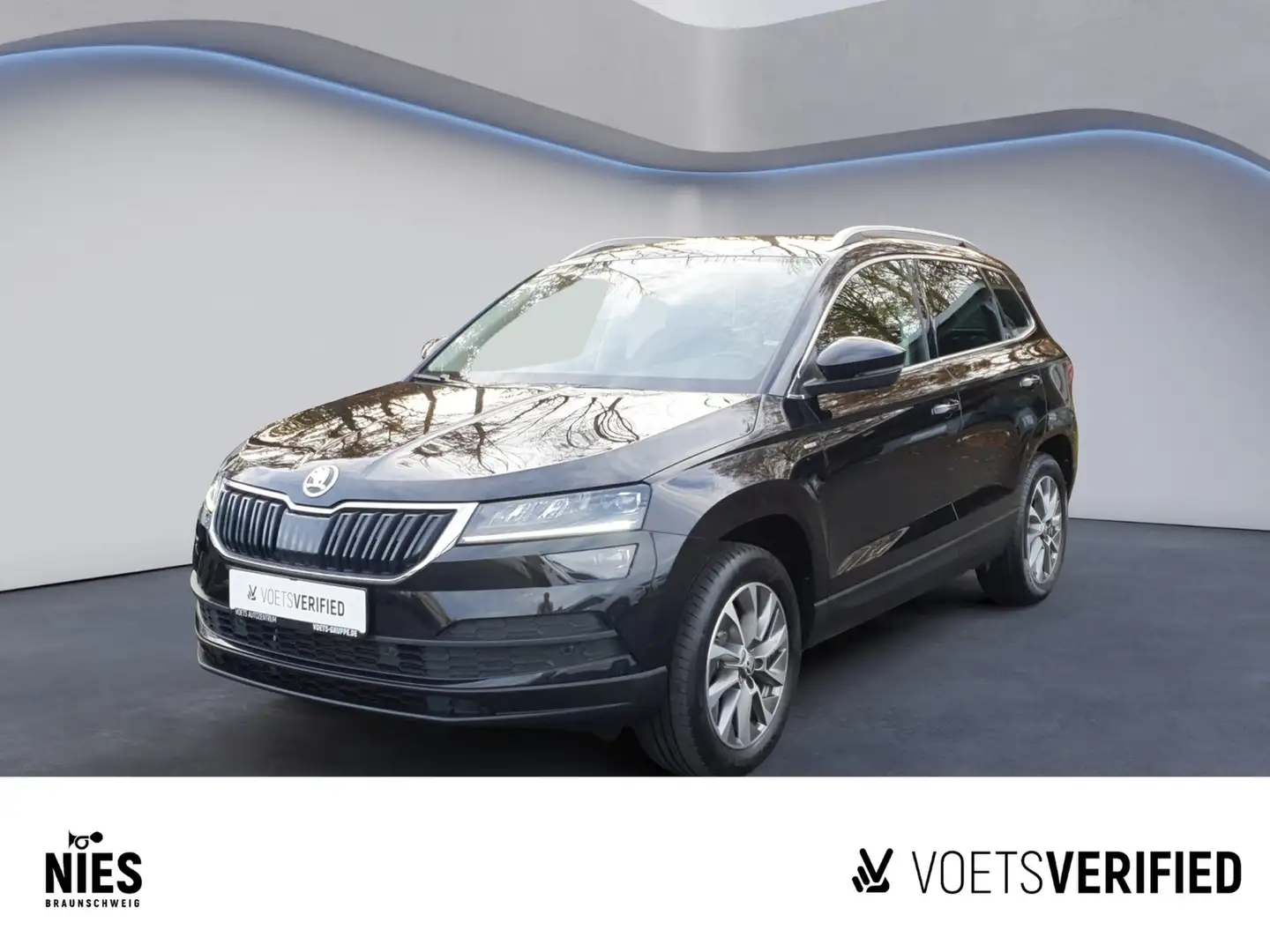 Skoda Karoq Ambition Clever 2.0 TDI DSG LED+ACC+PDC Schwarz - 1