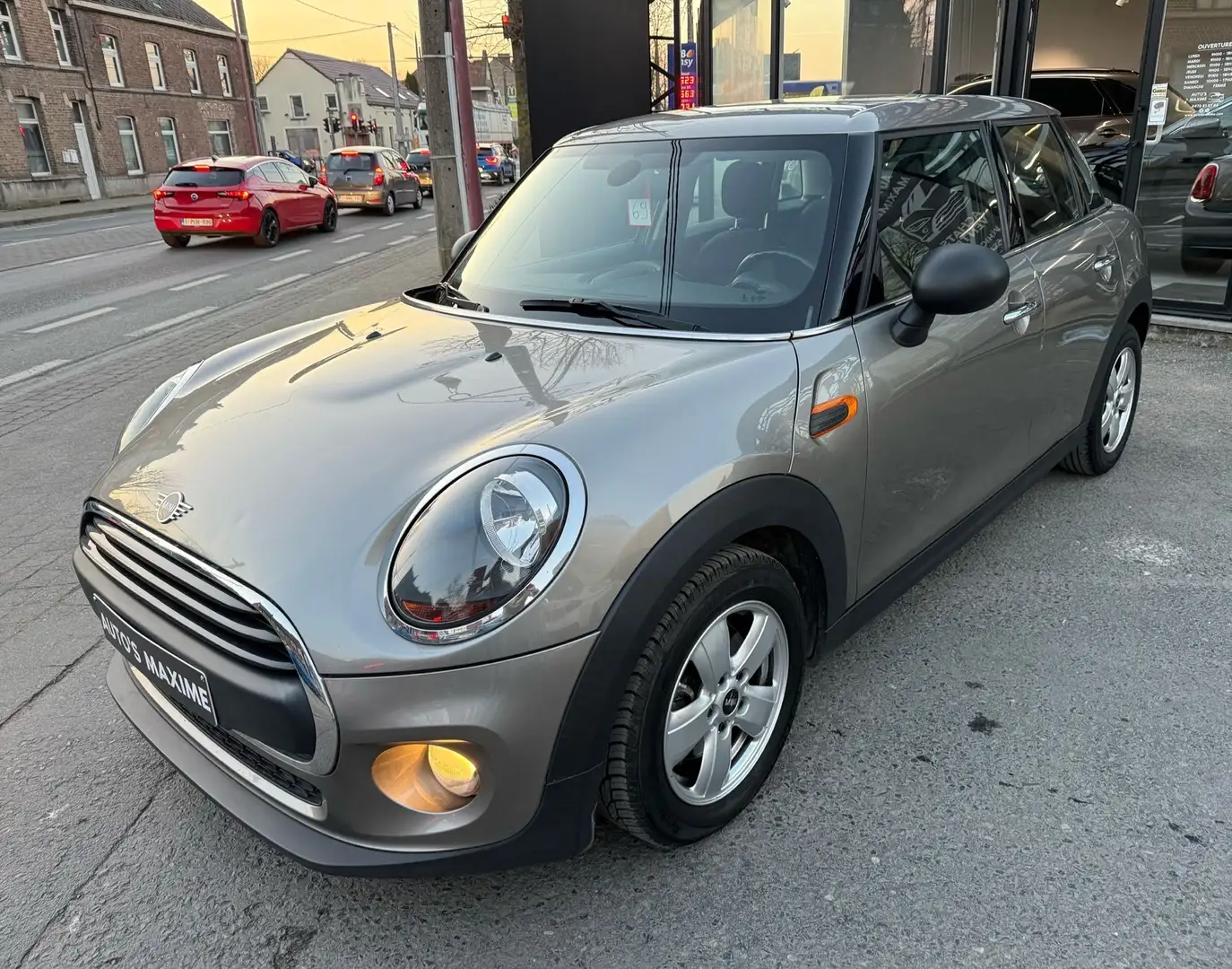 MINI One D / 5 Portes / Navigation / Euro 6 / Garantie / Серый - 1