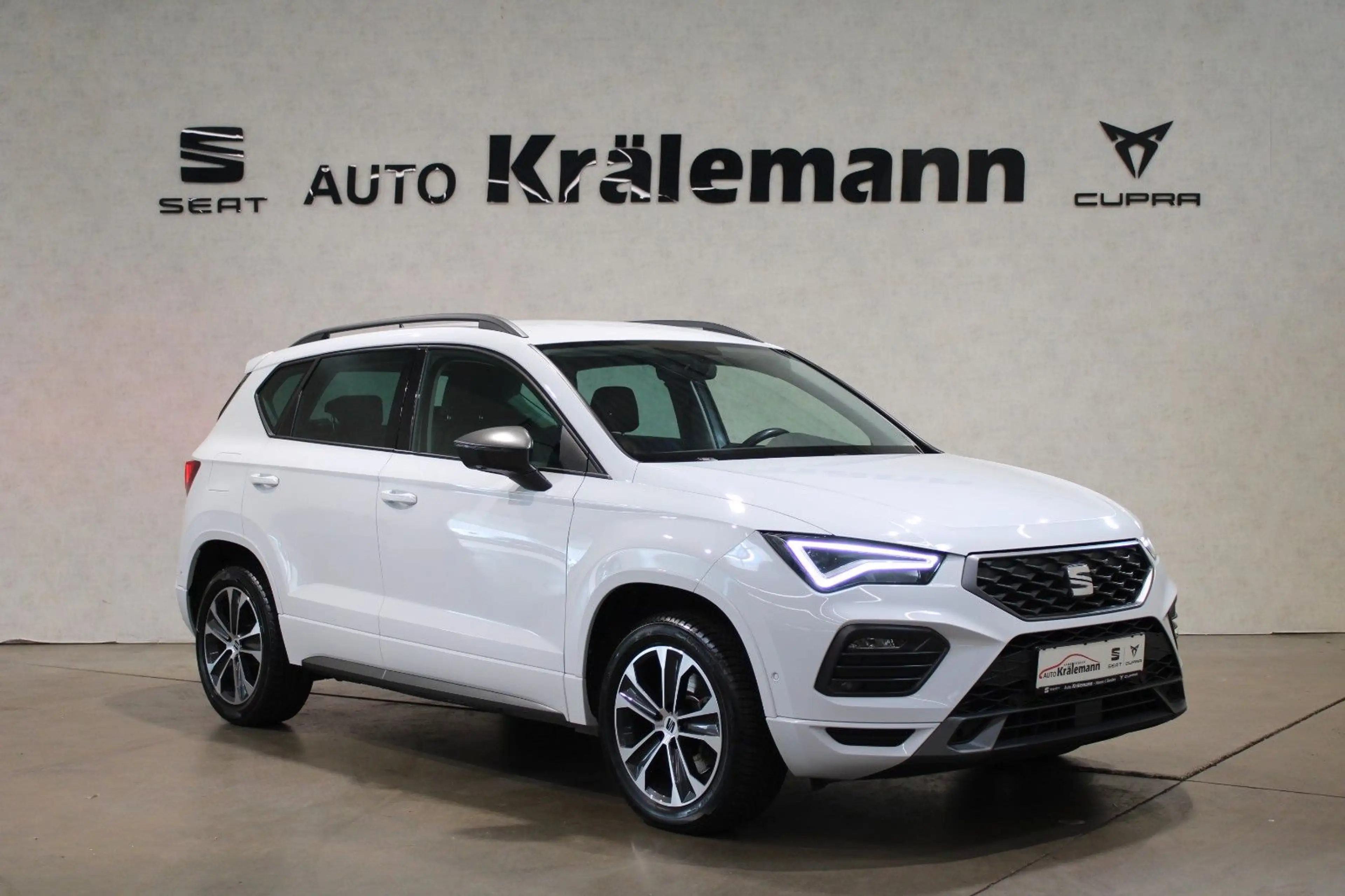 SEAT Ateca FR 2.0 TDI DSG*AHK*LED*Kamera*FullLink*Nav