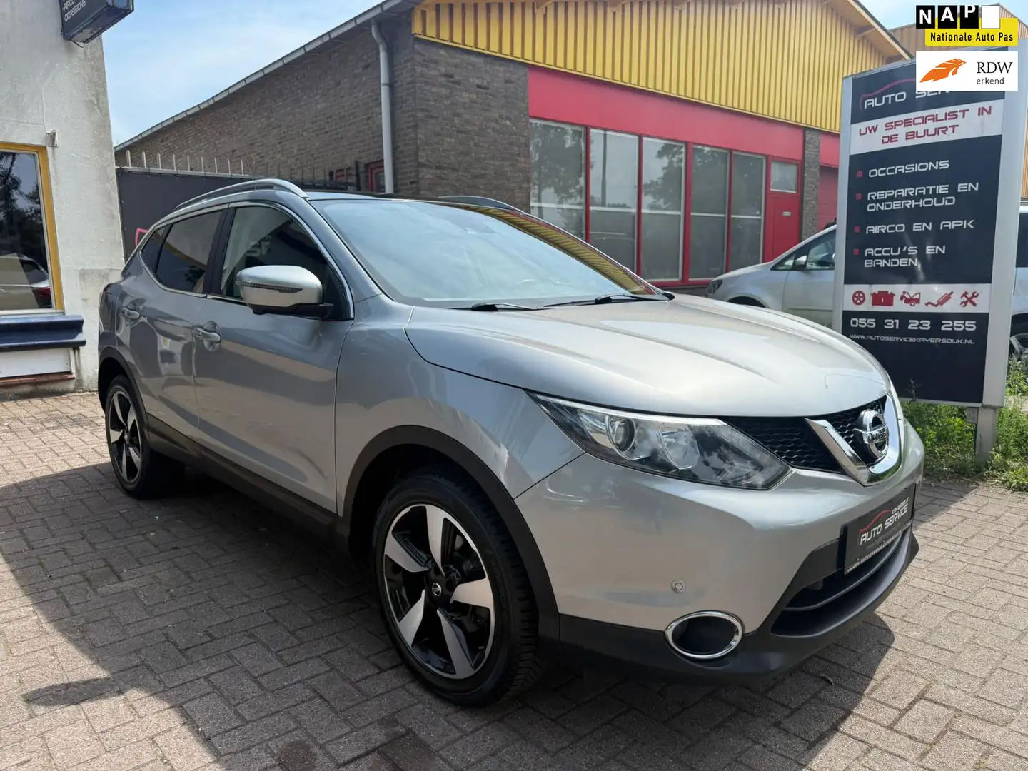 Nissan Qashqai 1.2 Tekna PANO|STOEL VER.|LMV|360 CAMERA|KEYLESS Gris - 1