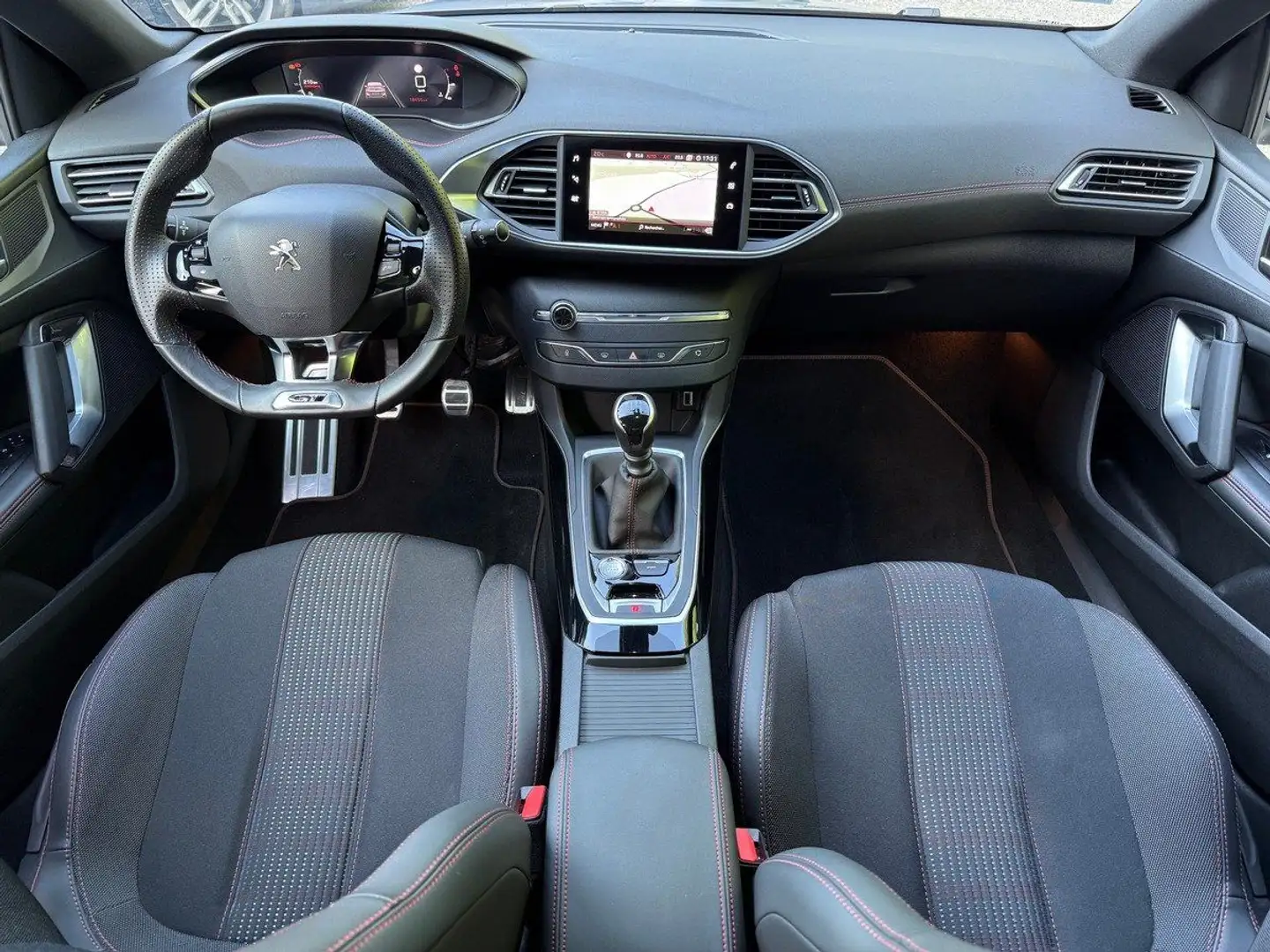 Peugeot 308 II GT 1.2 THP 130cv 1ère main Gris - 2