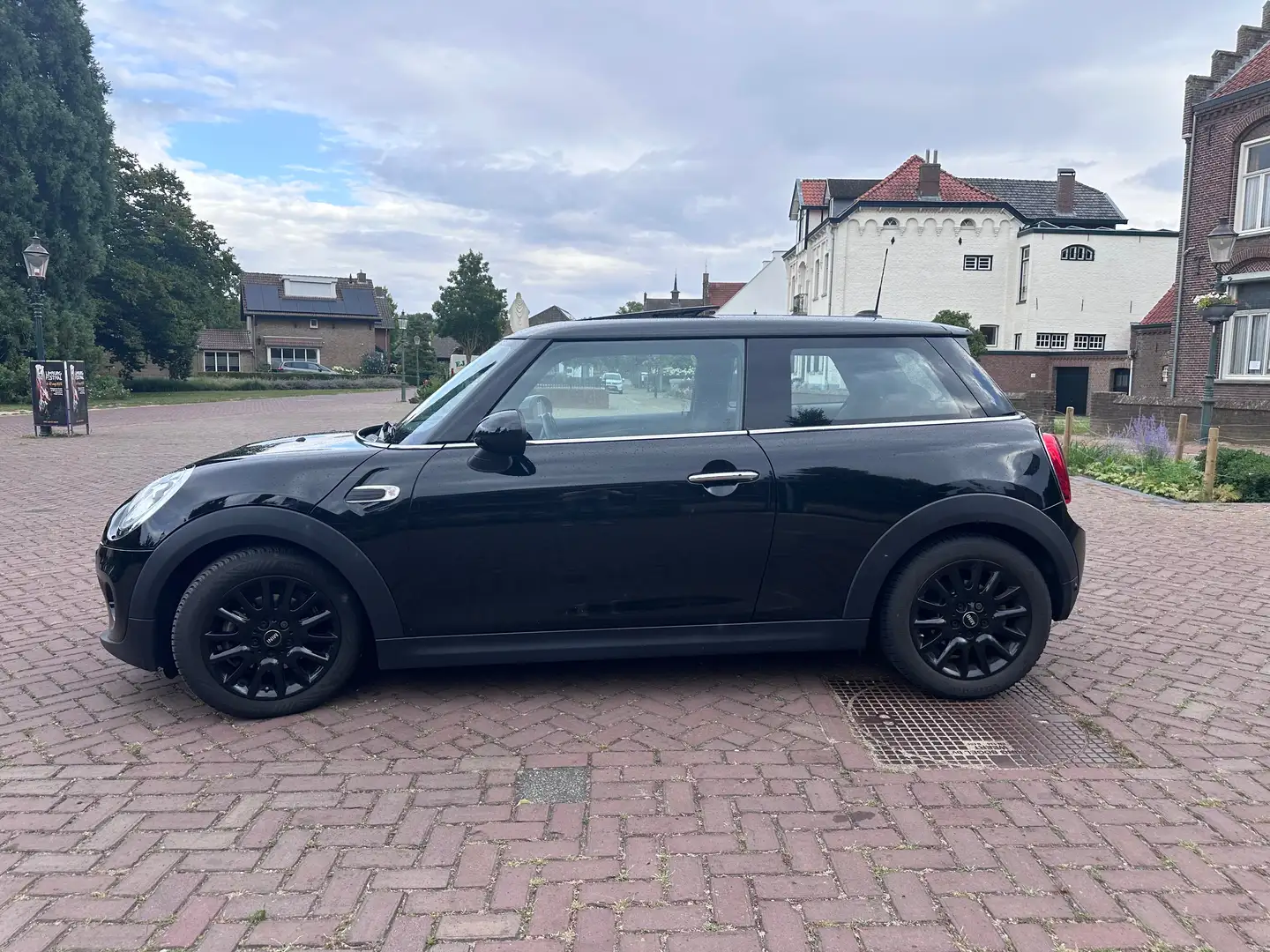 MINI Cooper Cooper 1.5 Ser. Bns. Fekete - 1