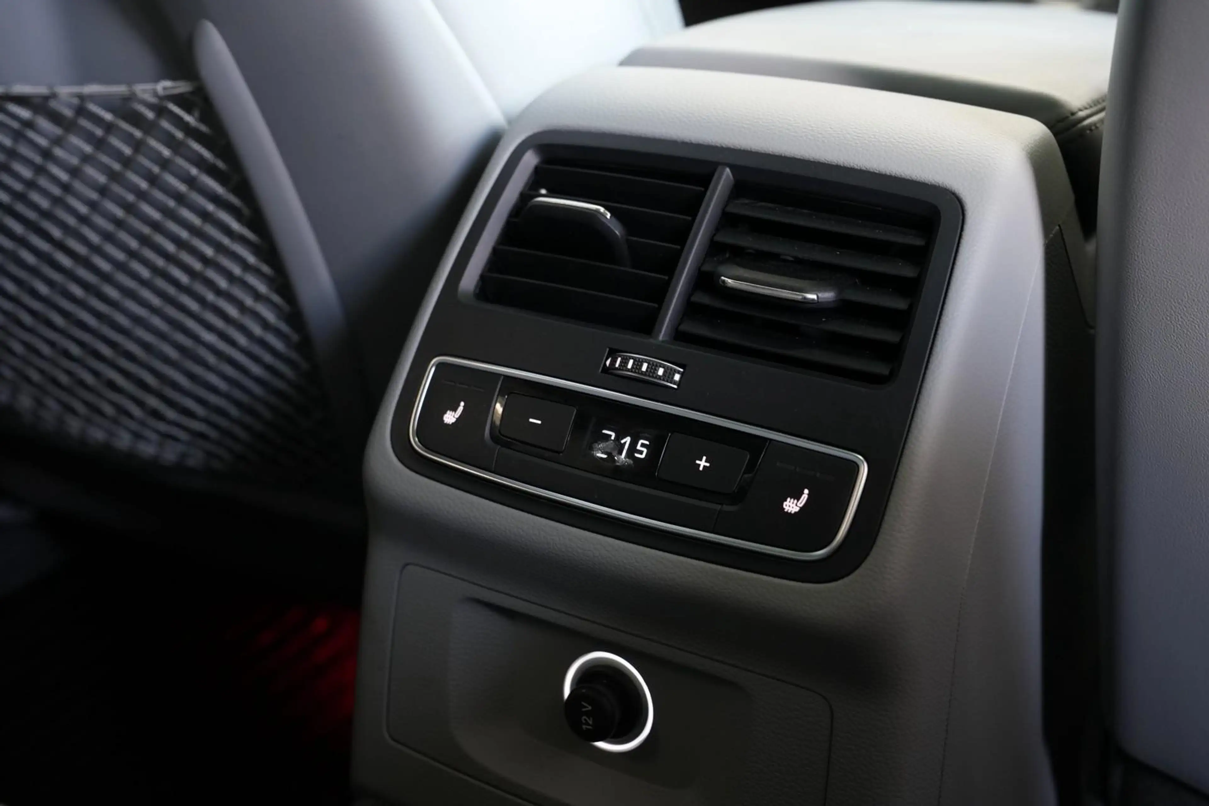 Audi A4 allroad quattro *AUT*NAV*AHK*PANO*HEAD-UP*B&O* — photo 21