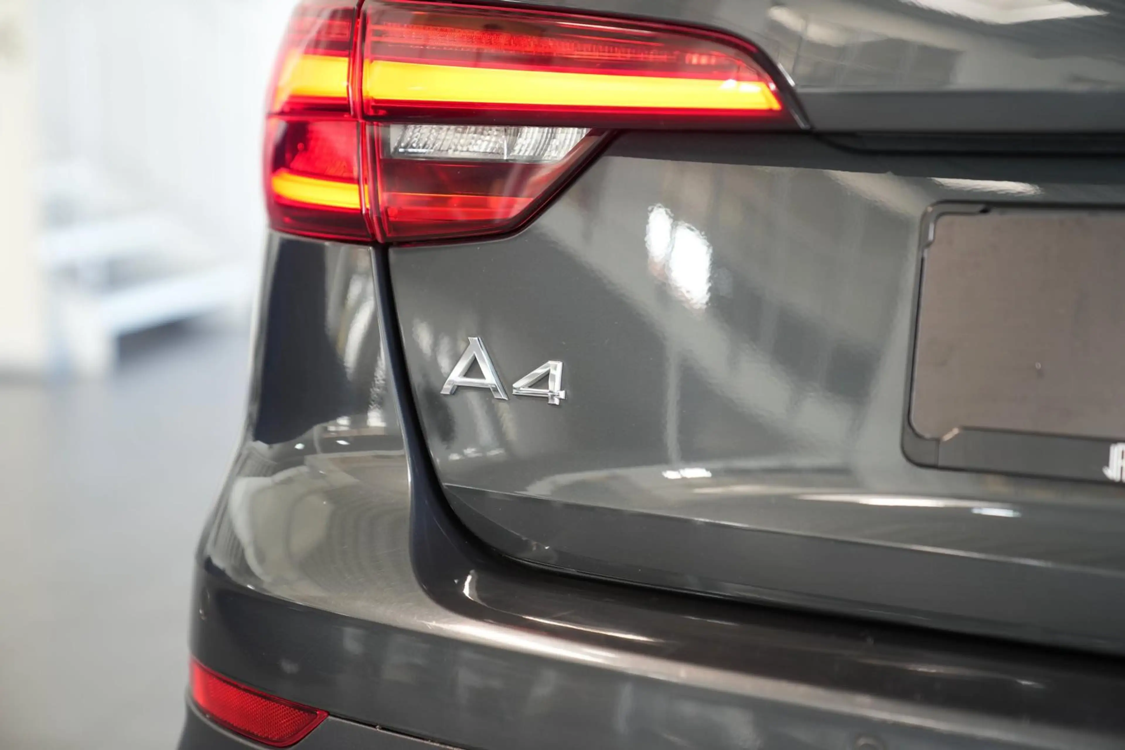 Audi A4 allroad quattro *AUT*NAV*AHK*PANO*HEAD-UP*B&O* — photo 14