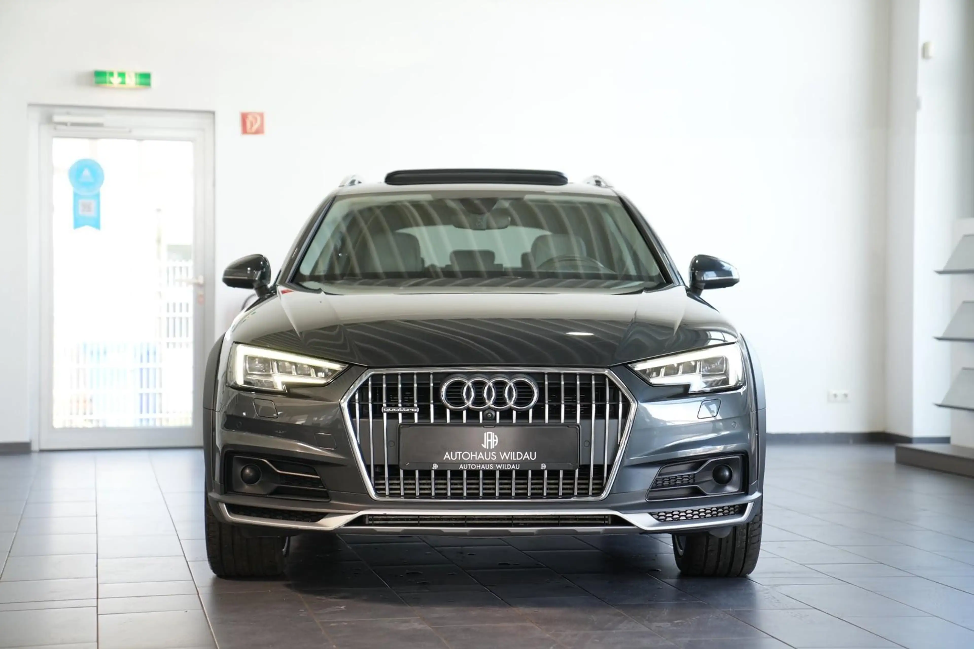 Audi A4 allroad quattro *AUT*NAV*AHK*PANO*HEAD-UP*B&O* — photo 4