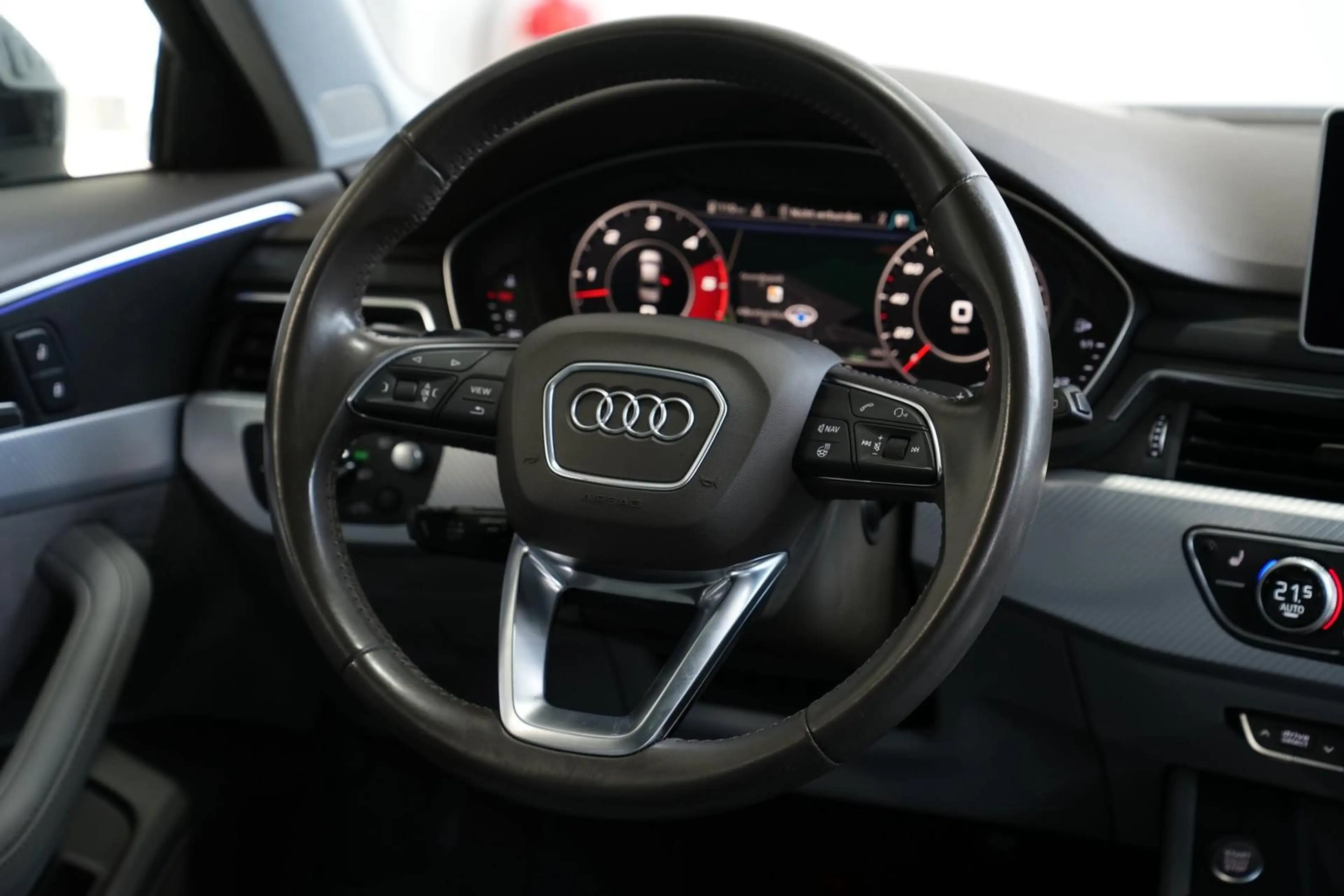 Audi A4 allroad quattro *AUT*NAV*AHK*PANO*HEAD-UP*B&O* — photo 25