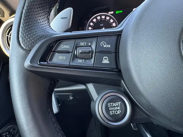 Alfa Romeo Tonale view 9