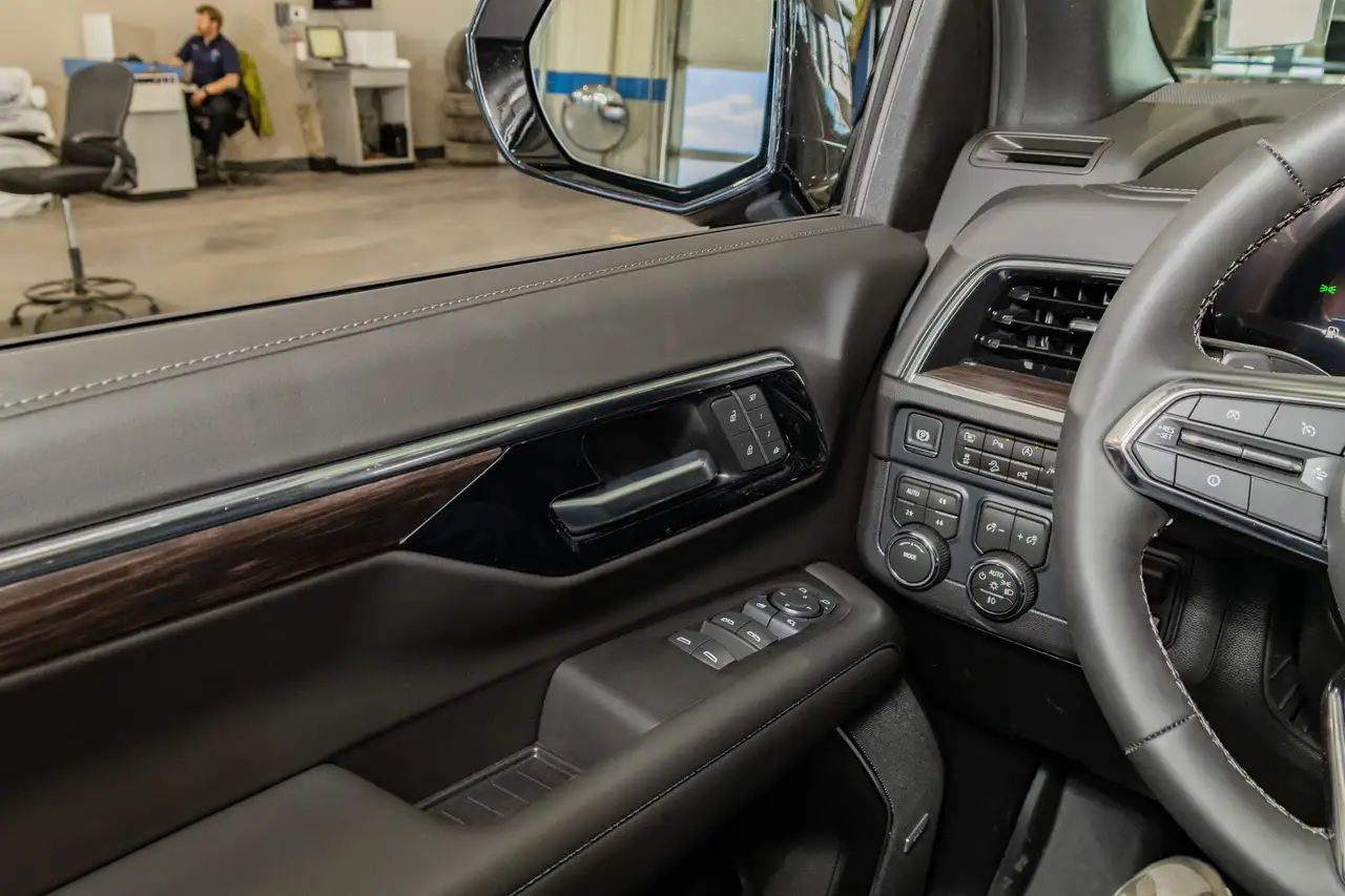 Chevrolet Tahoe снимка Chevrolet Tahoe