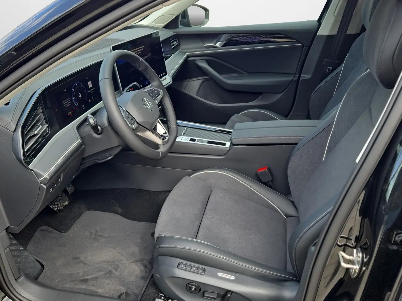 Volkswagen Passat Variant 2.0 TDI DSG Elegance 8