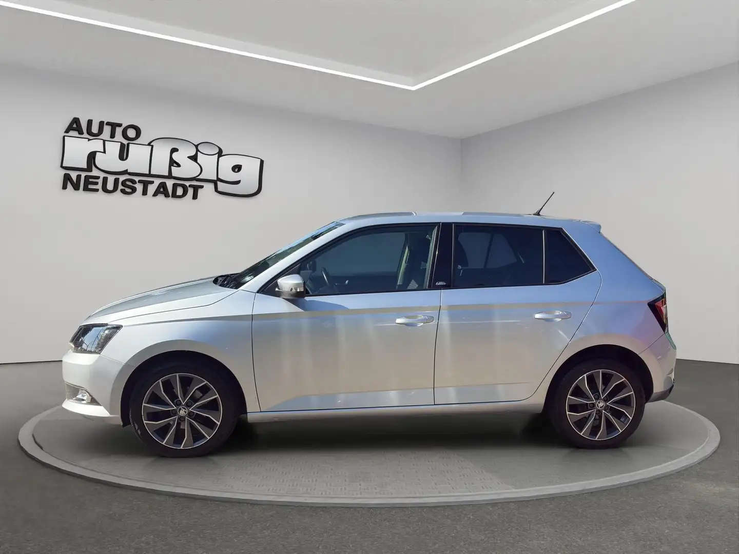 Skoda Fabia Edition 1.2 TSI*KOMFORT120PAKET*SHZ*PDC Silber - 2