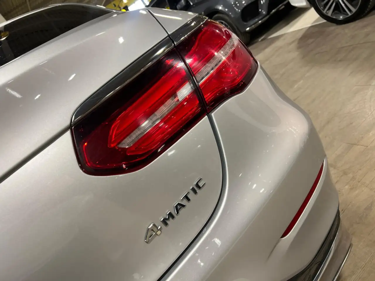 Mercedes-Benz GLC снимка Mercedes-Benz GLC