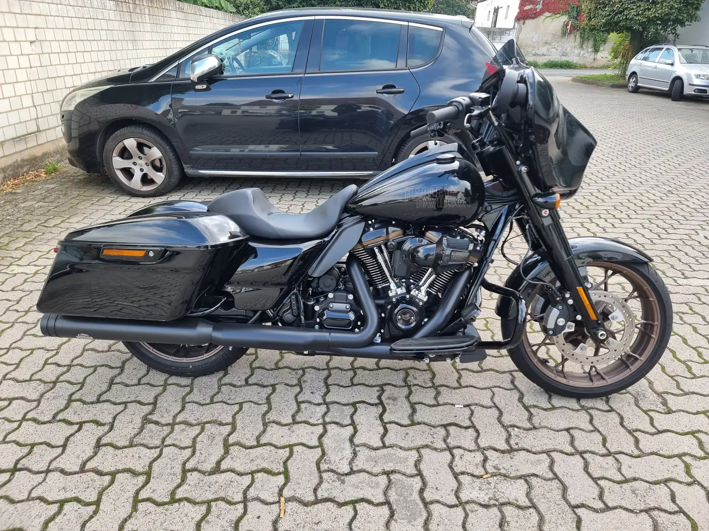 Harley-Davidson Street Glide ST incl. Jekill&Hyde Auspuff Schwarz - 1