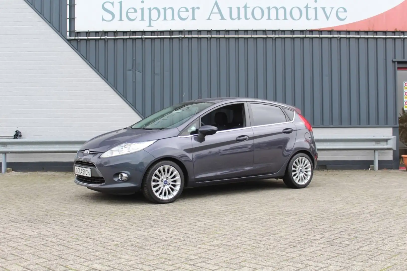 Ford Fiesta 1.4 TITANIUM/ Nette Auto/ Keurig onderhouden! Grijs - 1