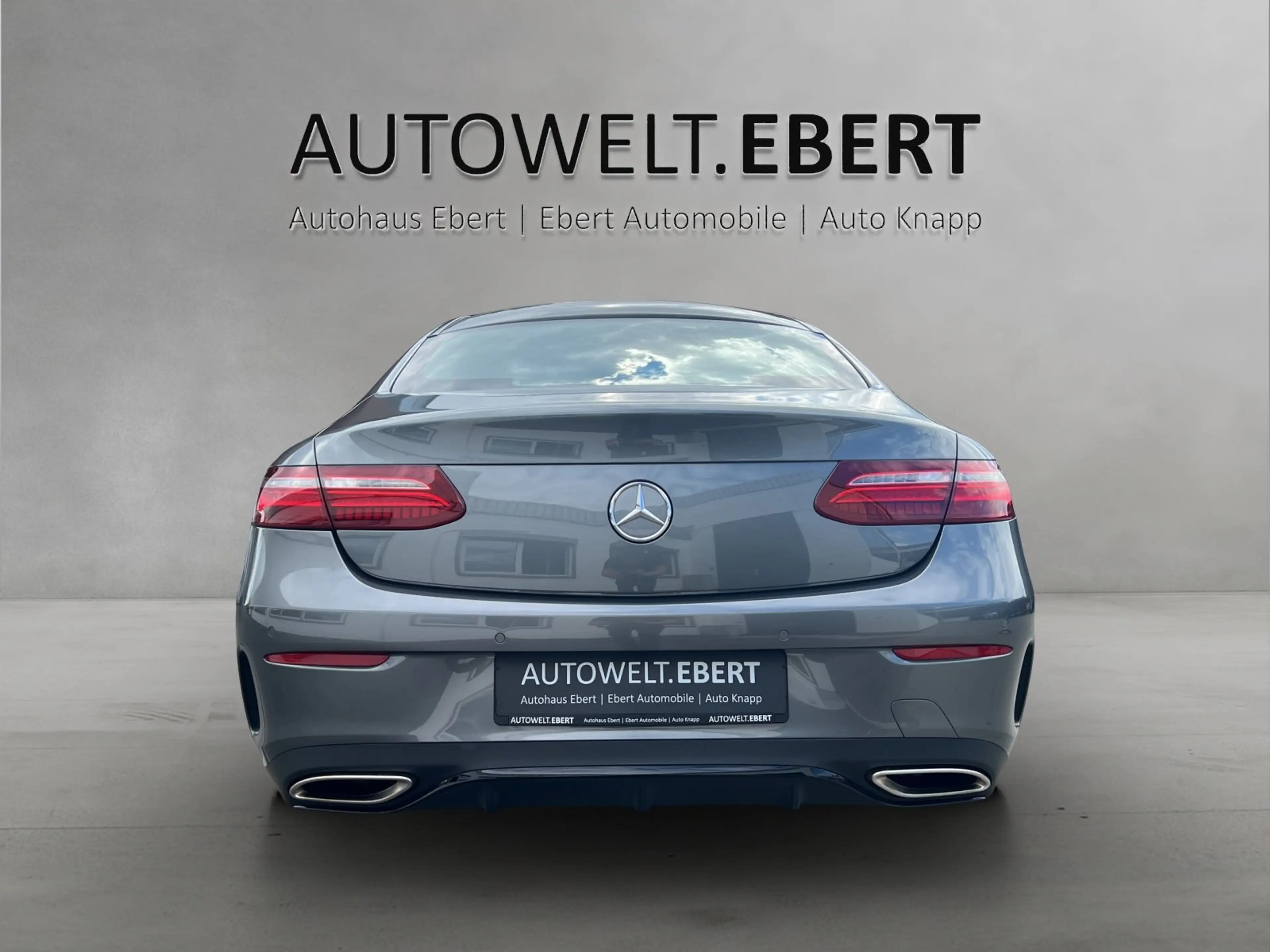 Mercedes-Benz E 400 AMG Line 4M/DESIGNO/BURM.-3D/PANO/DISTR+/ — photo 4
