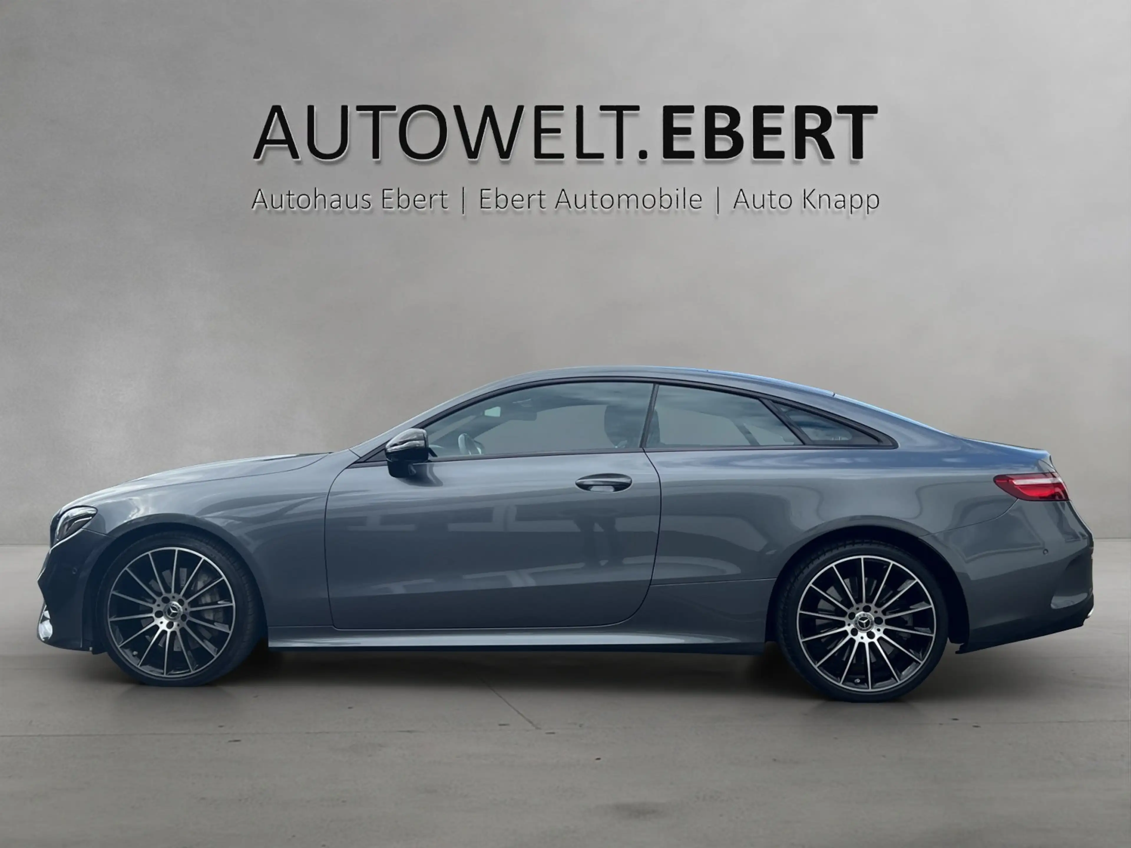 Mercedes-Benz E 400 AMG Line 4M/DESIGNO/BURM.-3D/PANO/DISTR+/ — photo 2