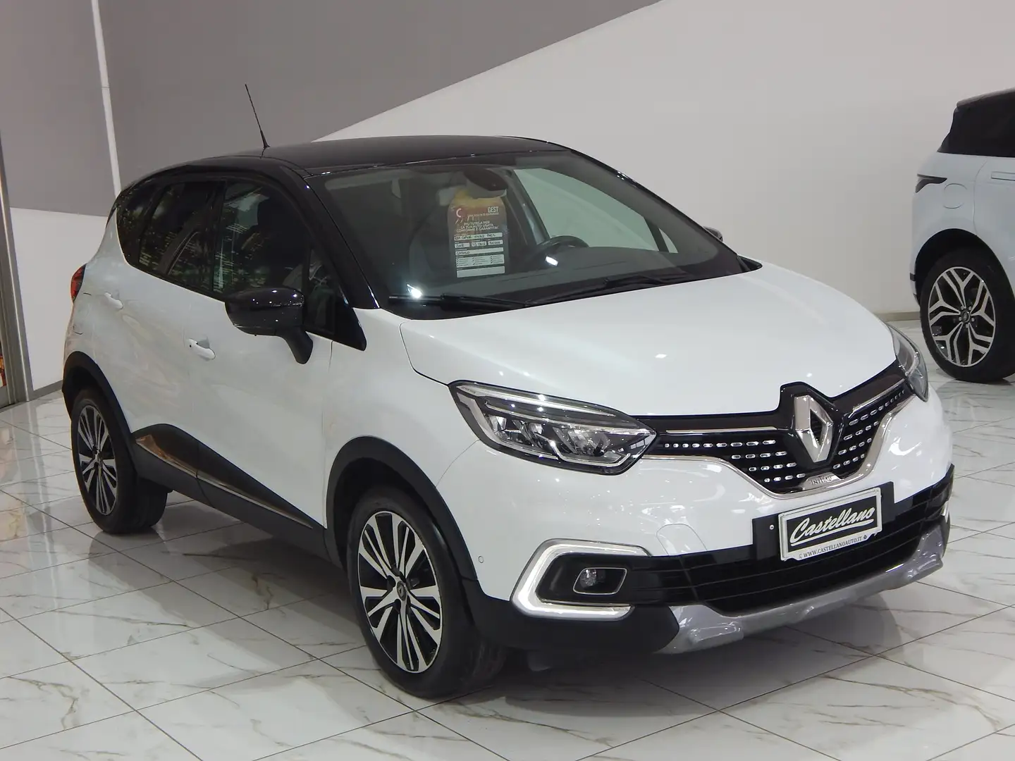 Renault Captur 1.5 dci Initiale Paris 110cv NAVI-PELLE-PARK-LED Bianco - 2