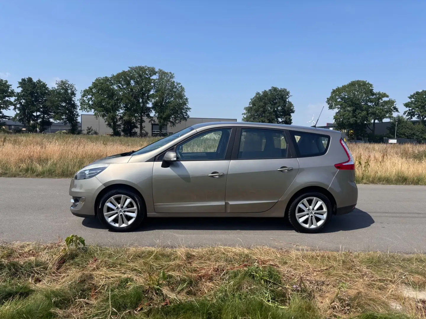 Renault Grand Scenic Scenic III Grand Dynamique 1,2 TCE-Navi-Eur5-Ahk Oro - 2