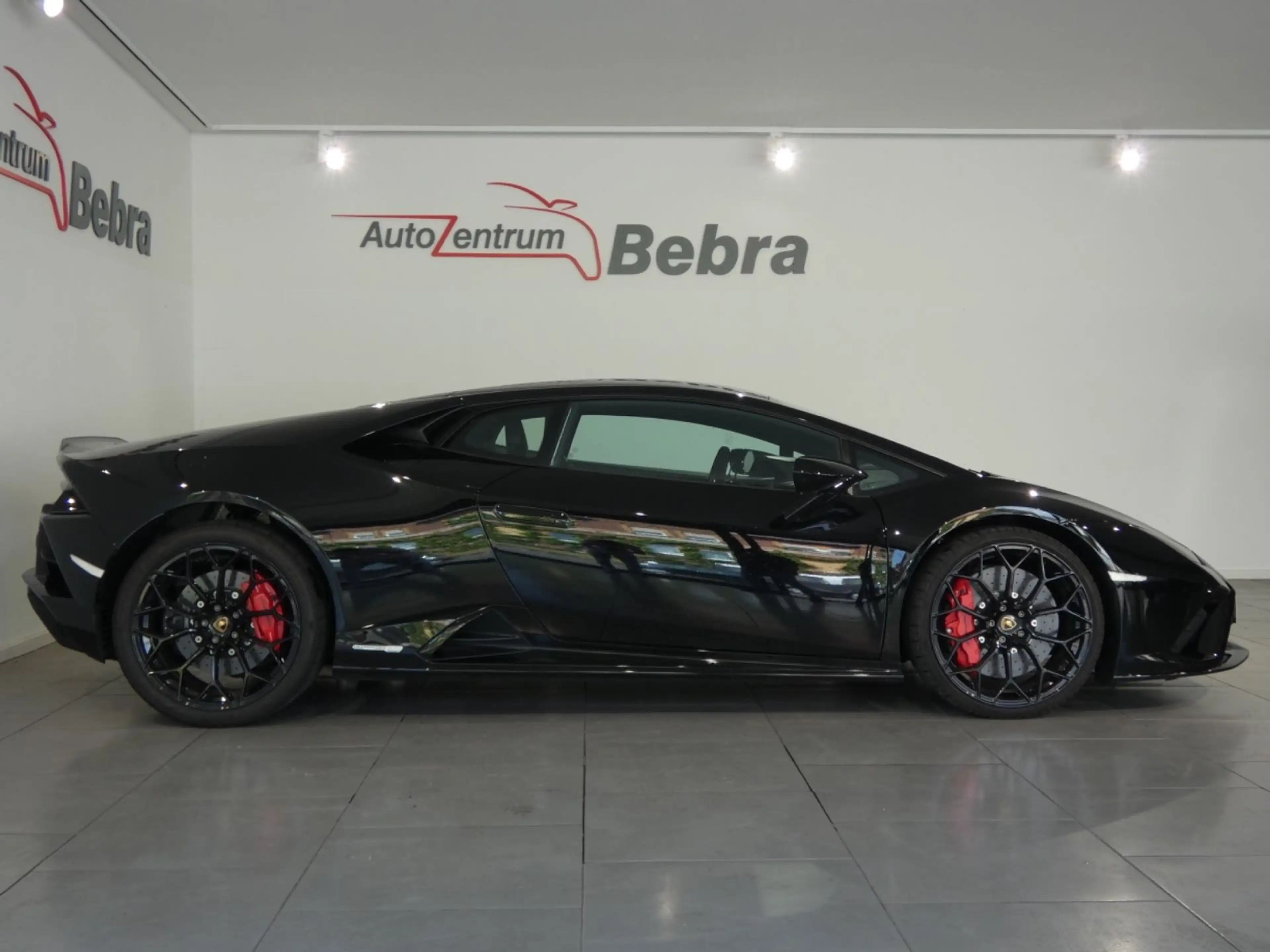 Lamborghini Huracán EVO RWD 1. Hand MY23 Driver Pack/LIFT — photo 4