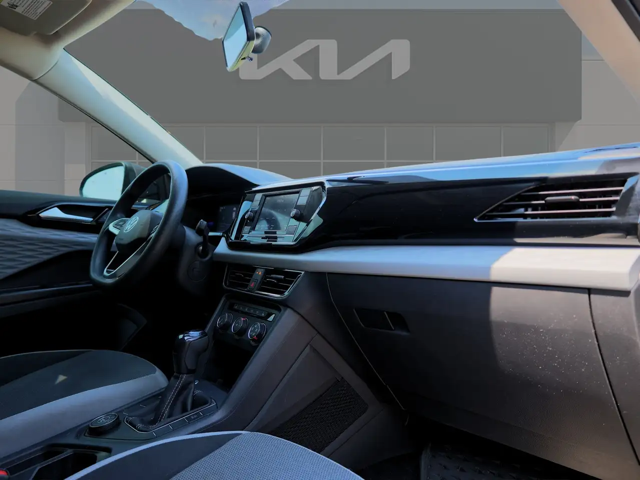 Volkswagen Taos снимка Volkswagen Taos