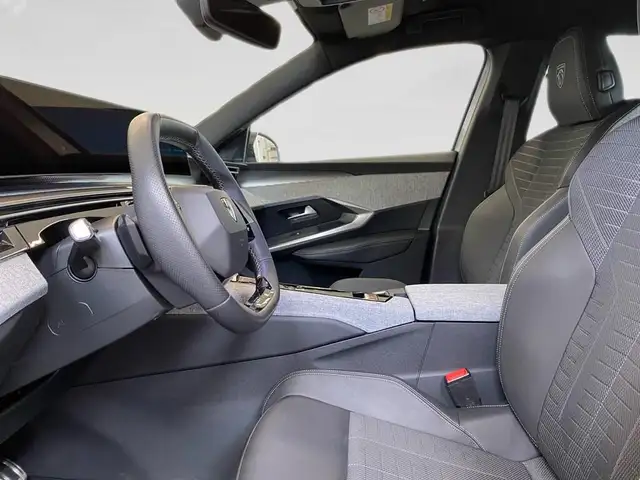 Peugeot 3008 view 7