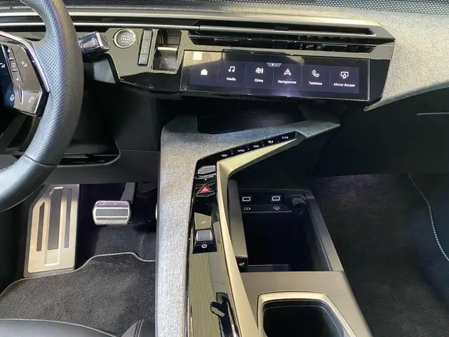 Peugeot 3008 view 11