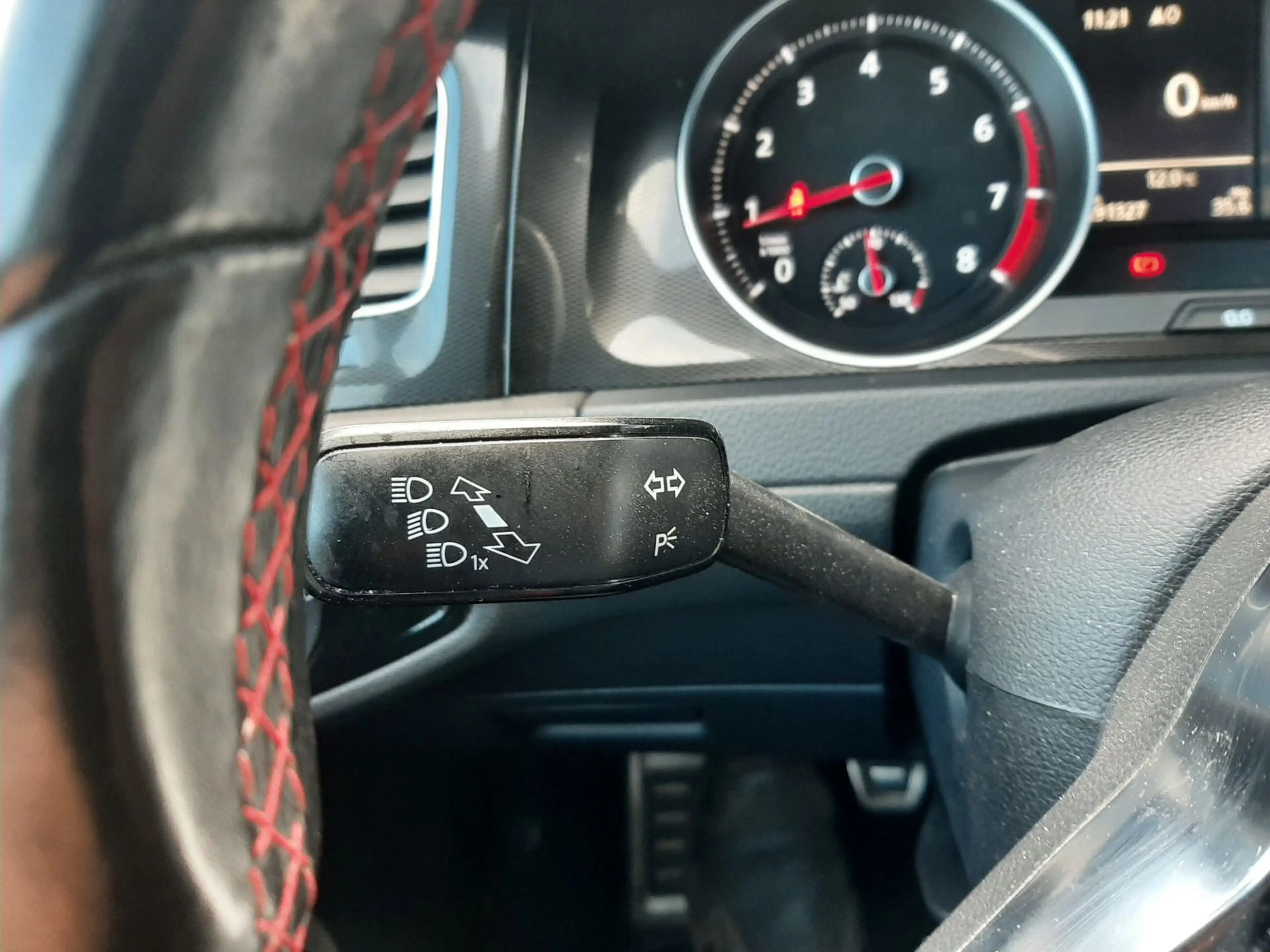 Volkswagen Golf GTI 2.0 TSI Performance leer navi camera — photo 12