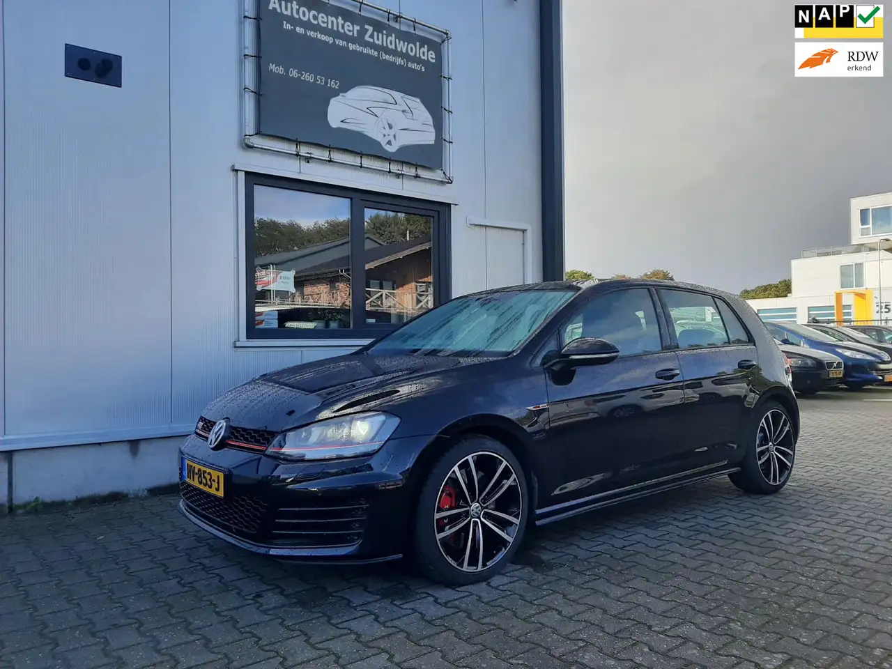 Volkswagen Golf GTI