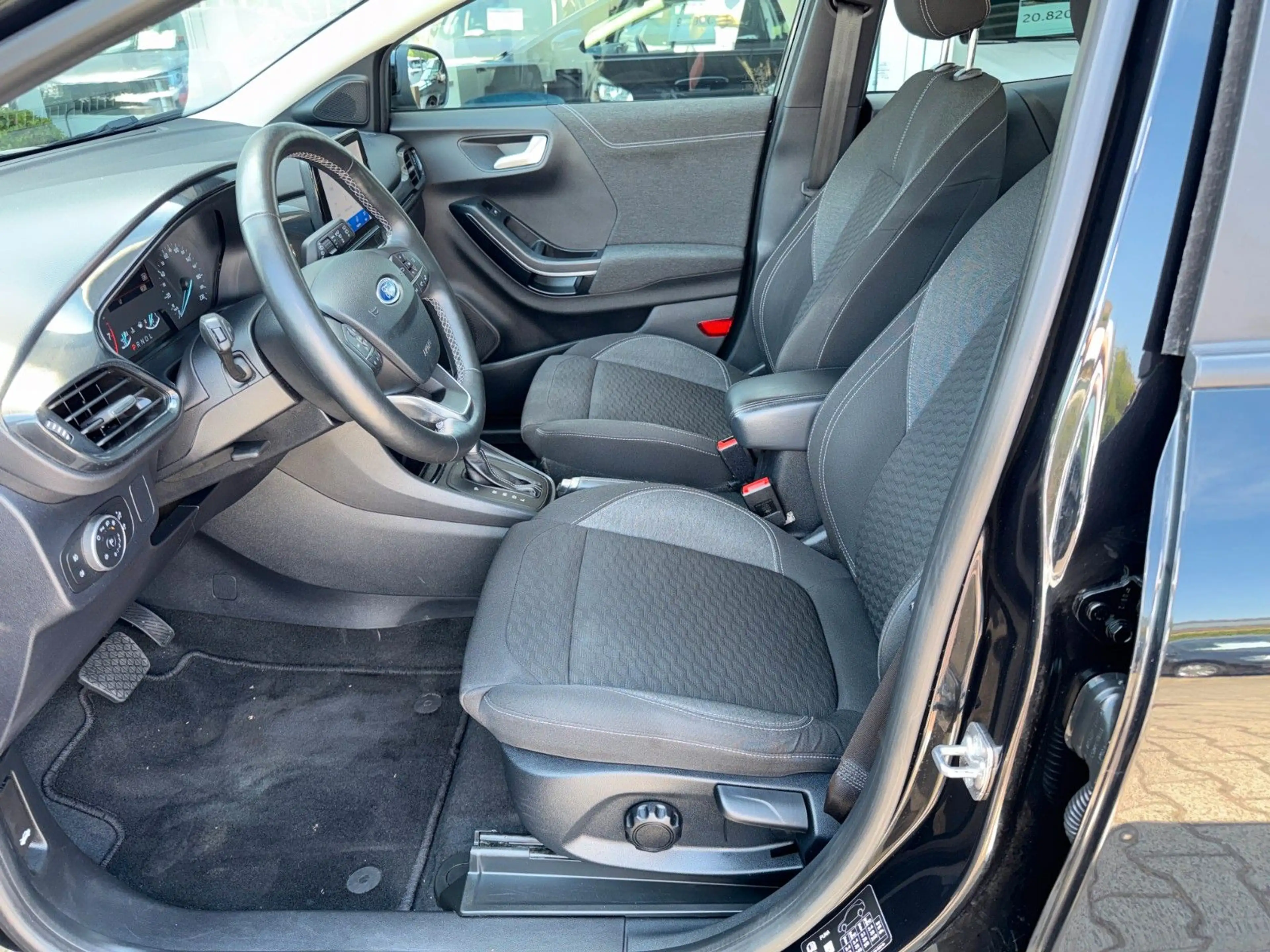 Ford Puma Titanium *NAVI*LED*SITZH*DAB*KAMERA*CARPLAY — photo 28