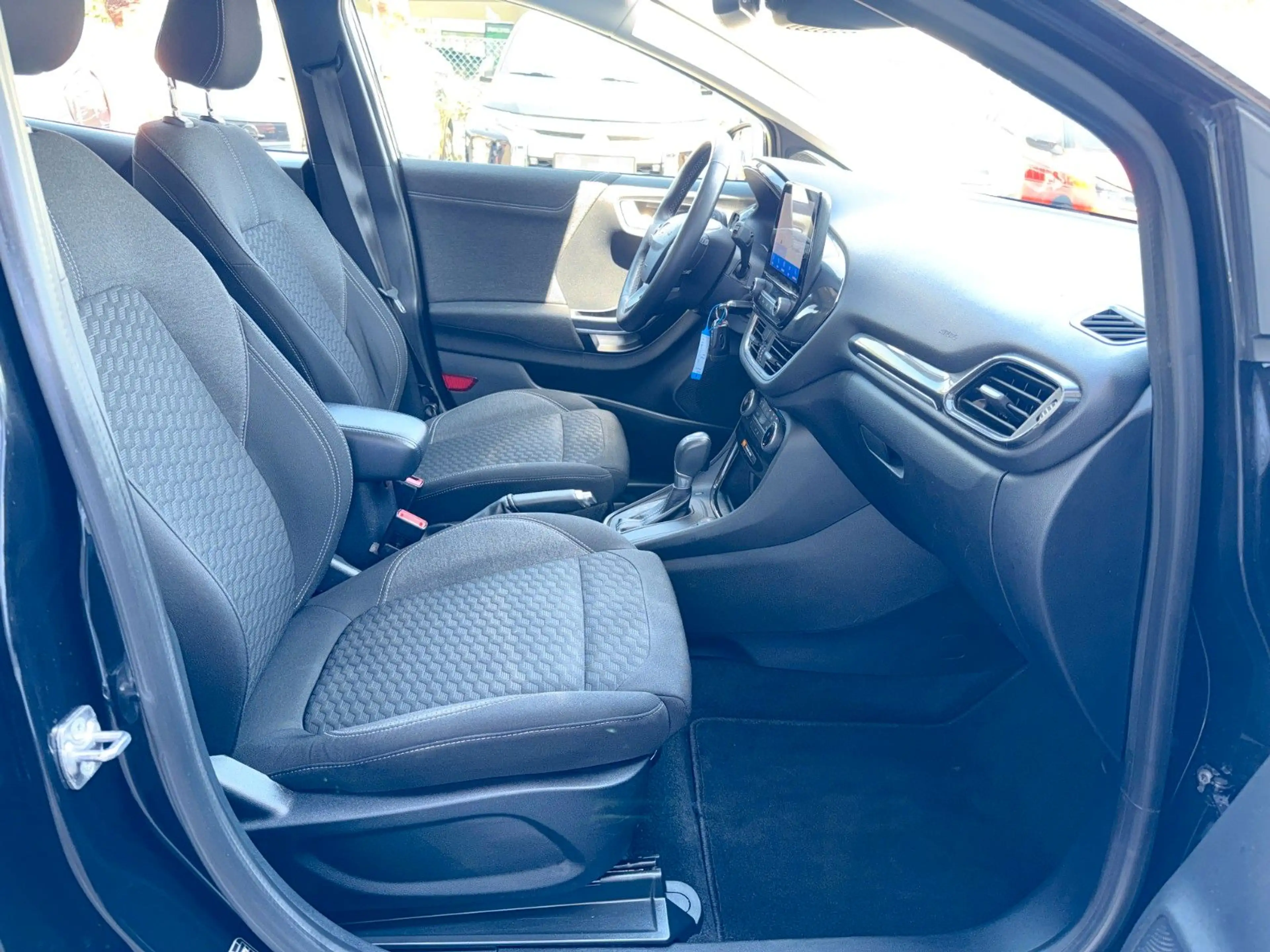 Ford Puma Titanium *NAVI*LED*SITZH*DAB*KAMERA*CARPLAY — photo 15