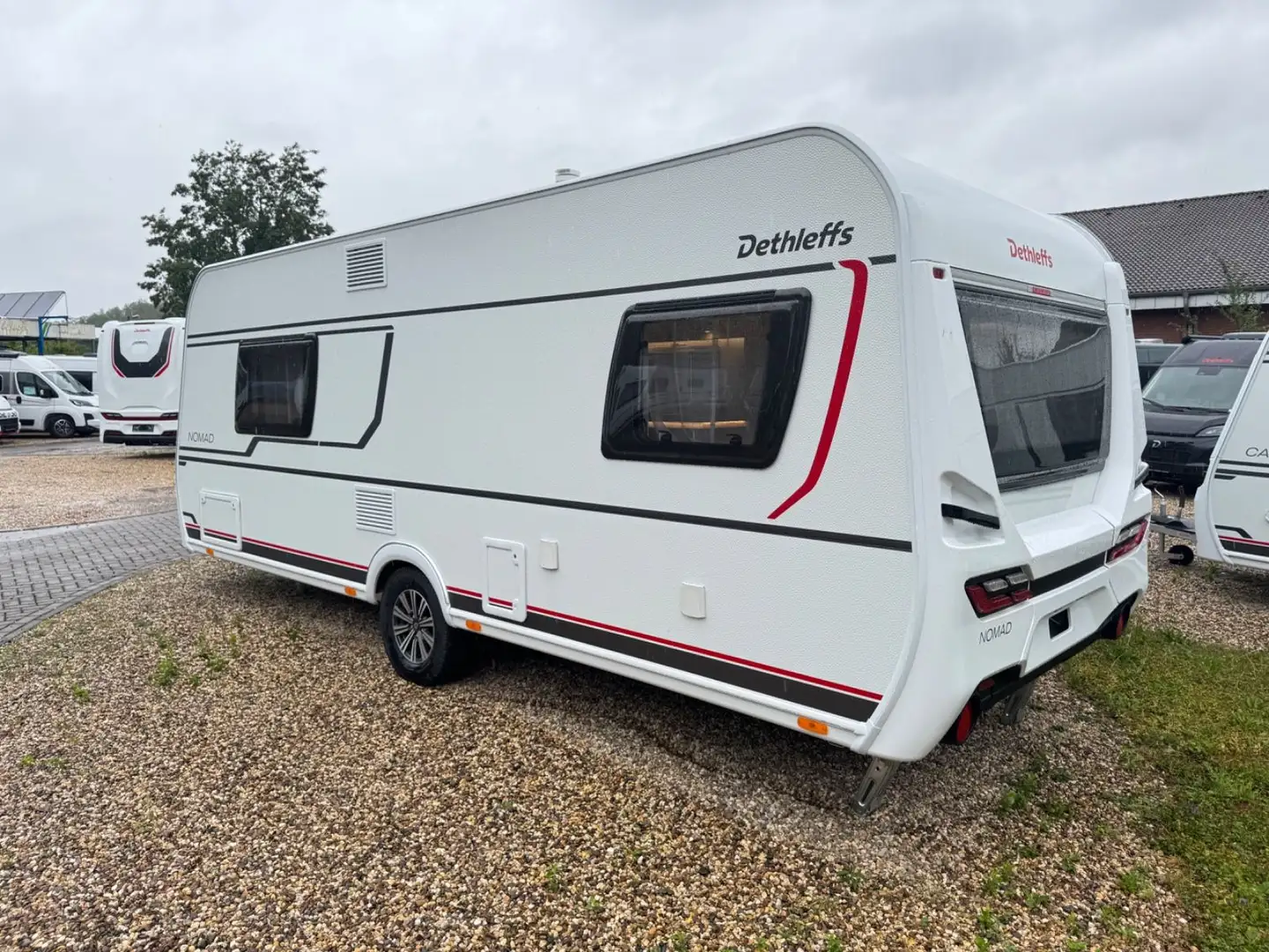 Dethleffs Nomad 530 DR Modell 2026 Weiß - 2