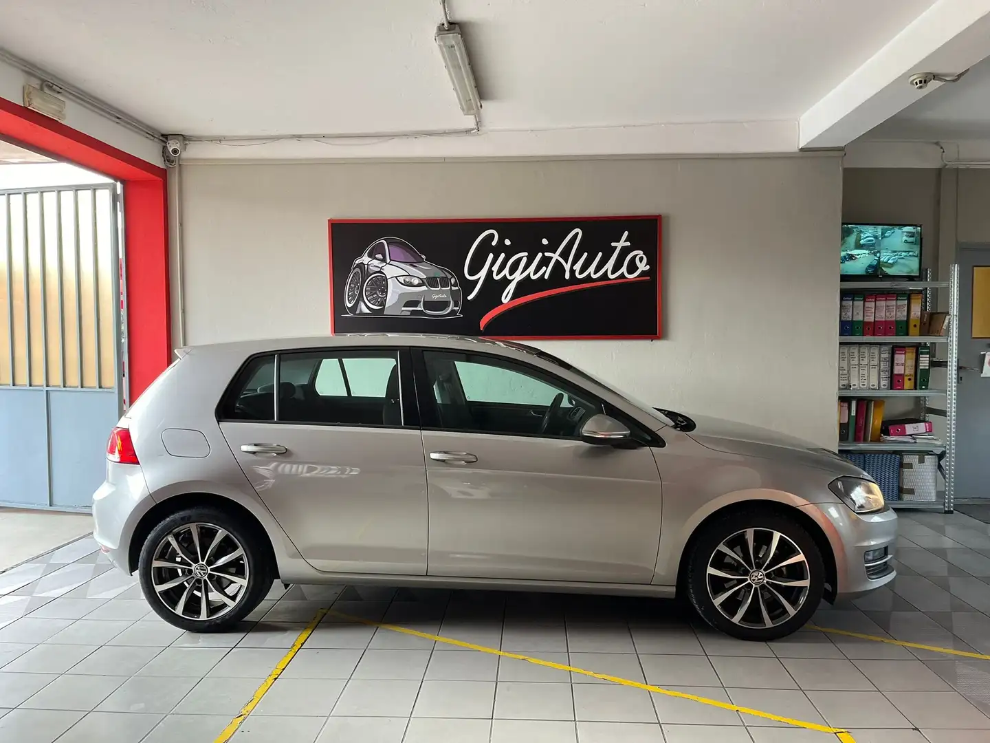 Volkswagen Golf Golf 5p 1.6 tdi Highline - 2