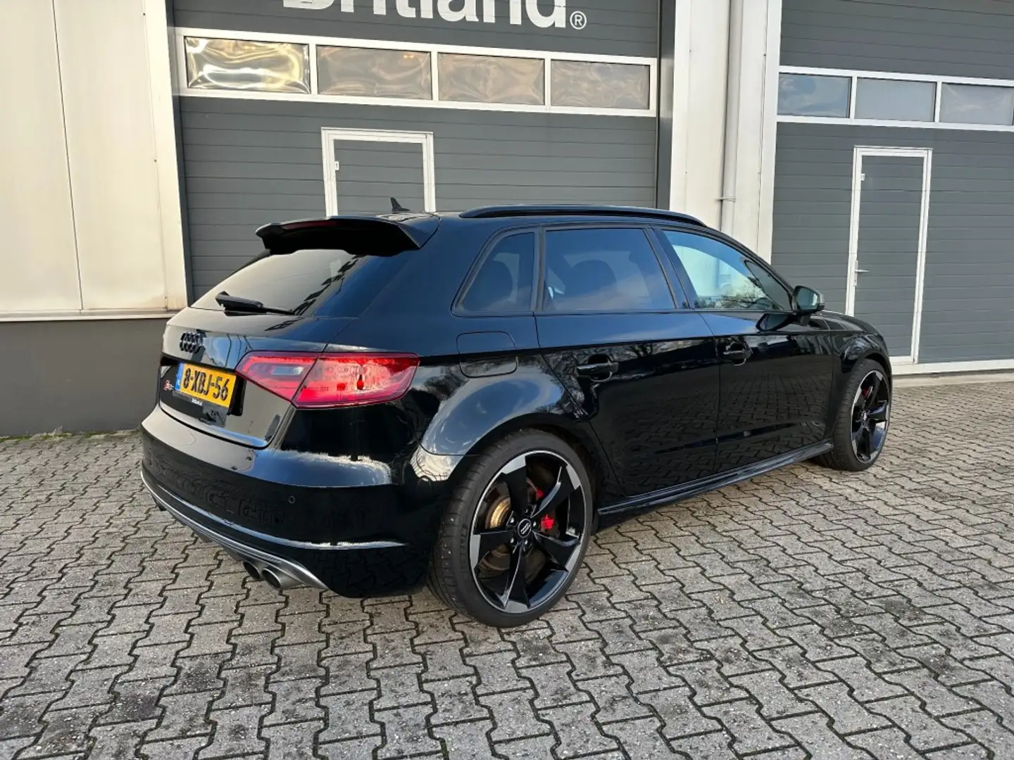 Audi S3 2.0 TFSI S3 300pk Quattro 2014 *NL auto *Pano *Ada Noir - 2