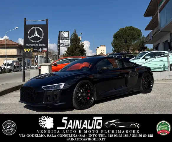 Audi R8