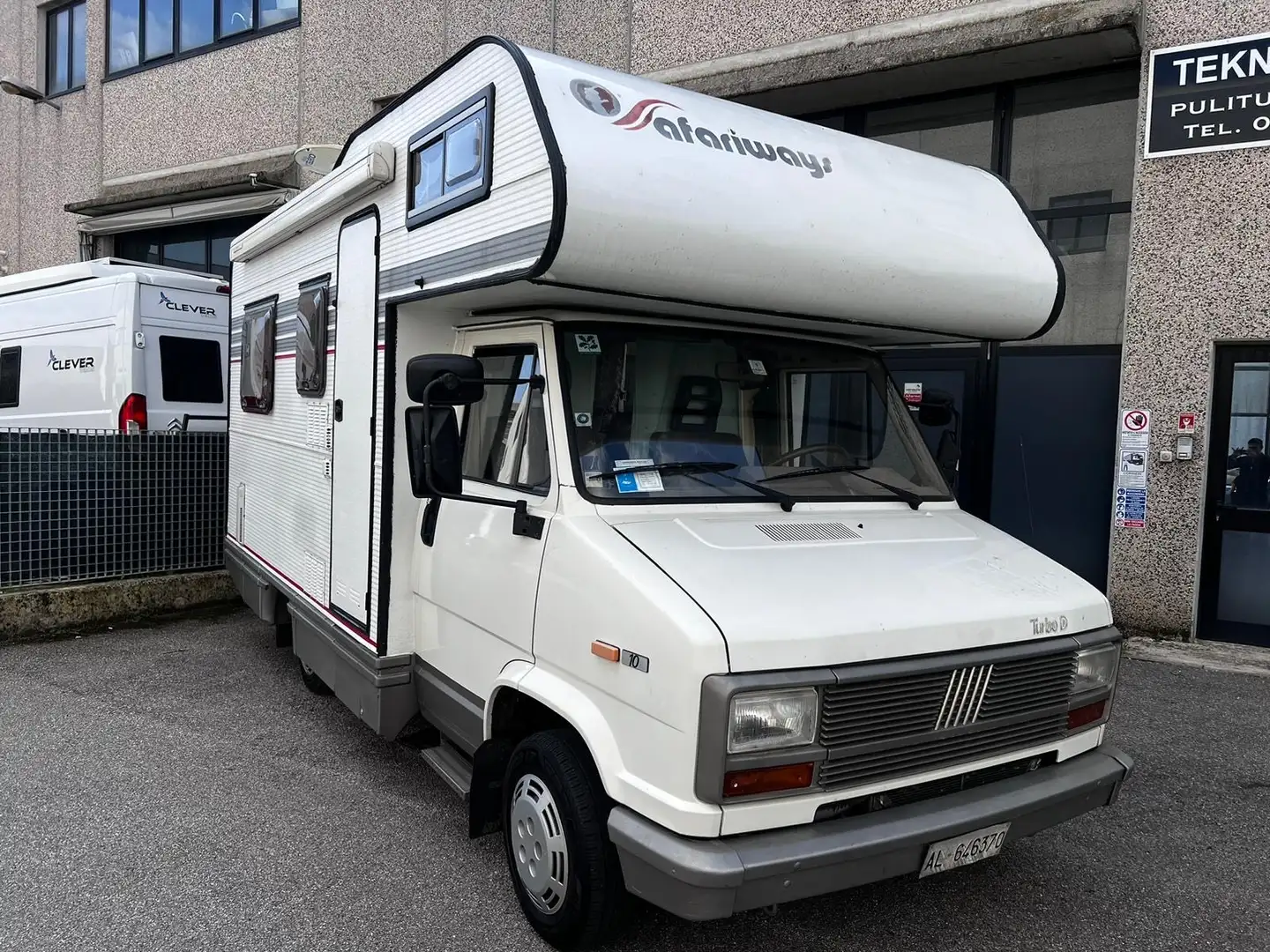 Fiat Ducato camper - 1