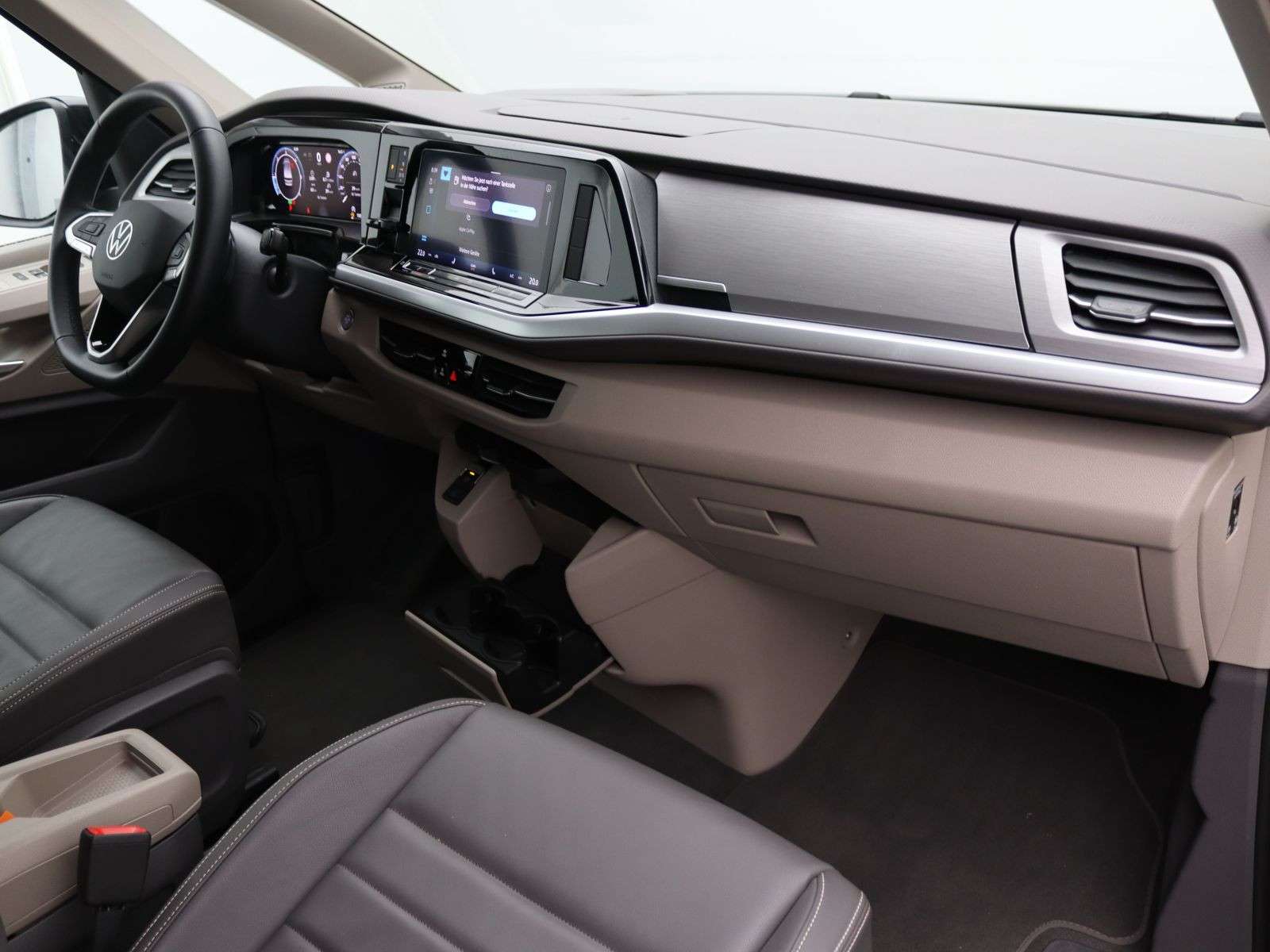 Volkswagen T7