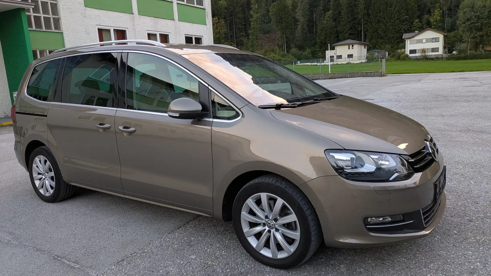 Volkswagen Sharan Highline BMT SCR 2,0 TDI 4Motion - 1