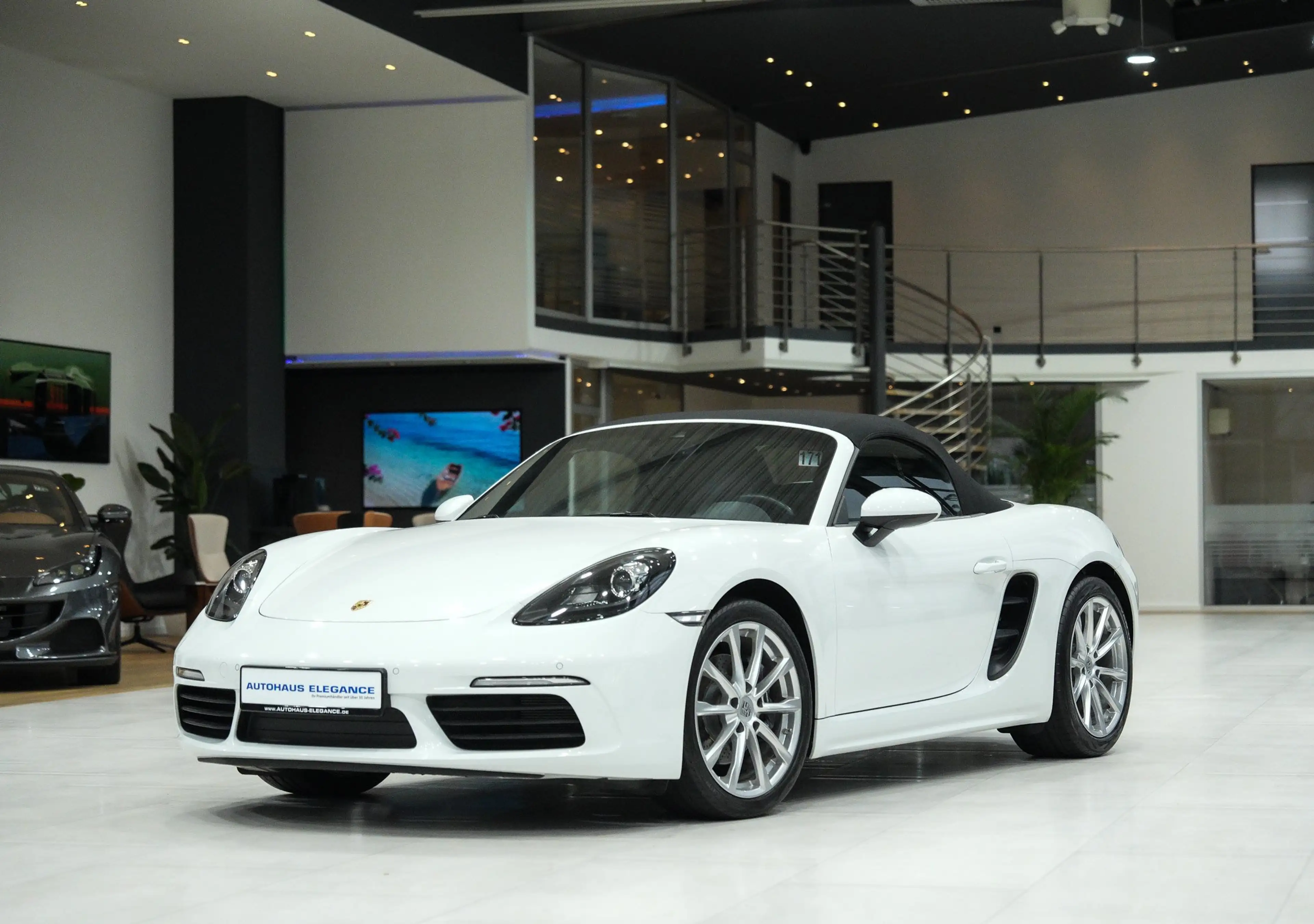 Porsche Boxster 718*SPORTSITZE*LEDER*HIFI*KAMERA*6-GANG*