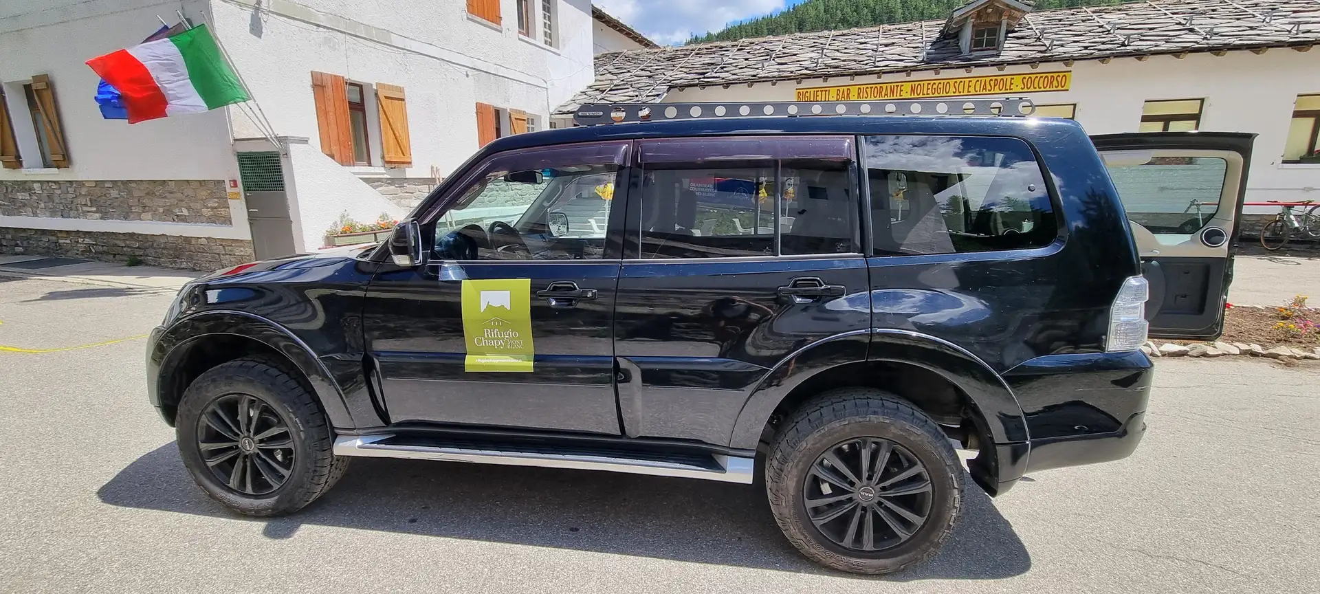 Mitsubishi Pajero 3.2 DID Instyle 7 p Nero - 1