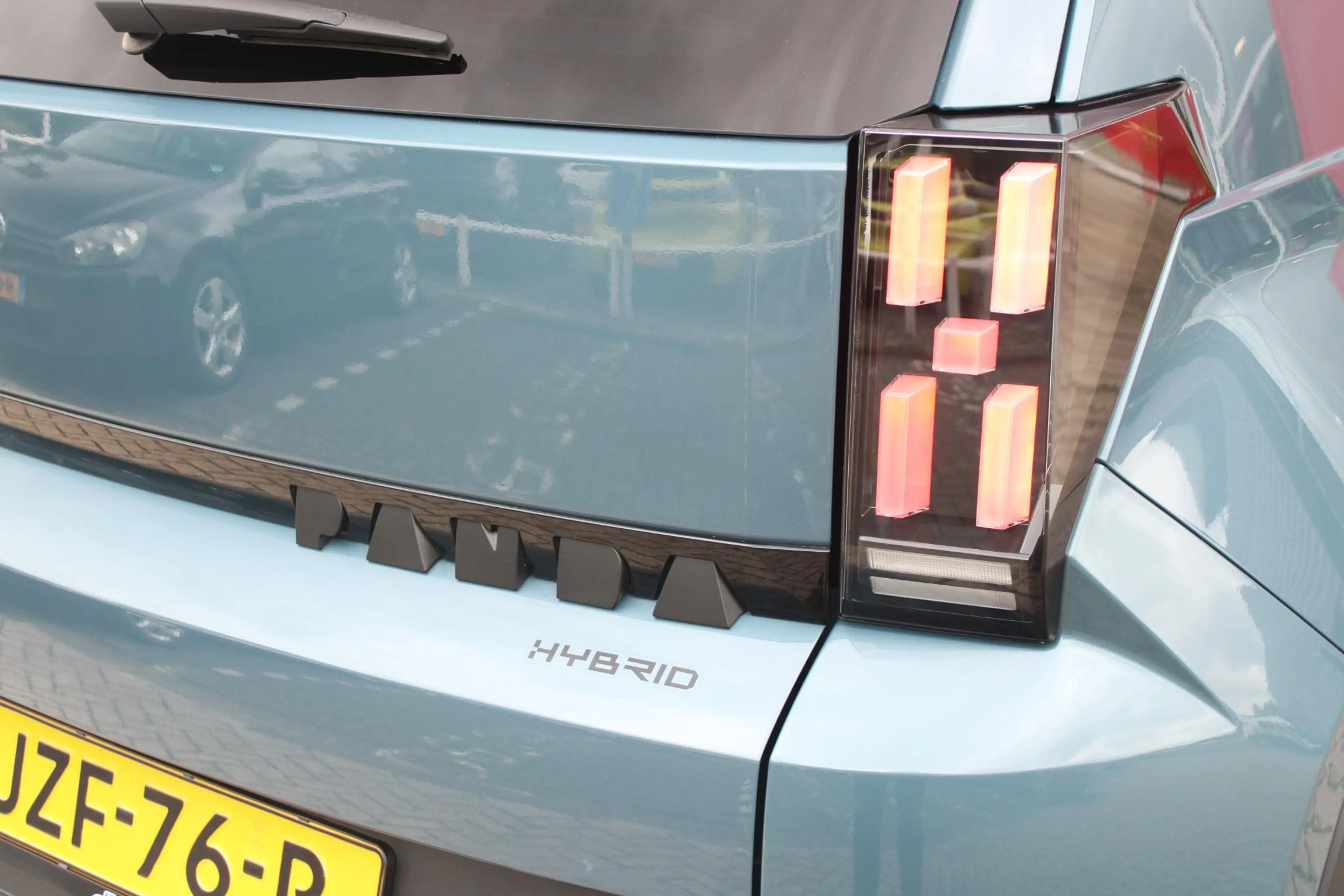 Fiat Grande Panda 1.2 Hybrid 110PK AUTOMAAT ICON | PACK STYLE: 16" L — photo 37