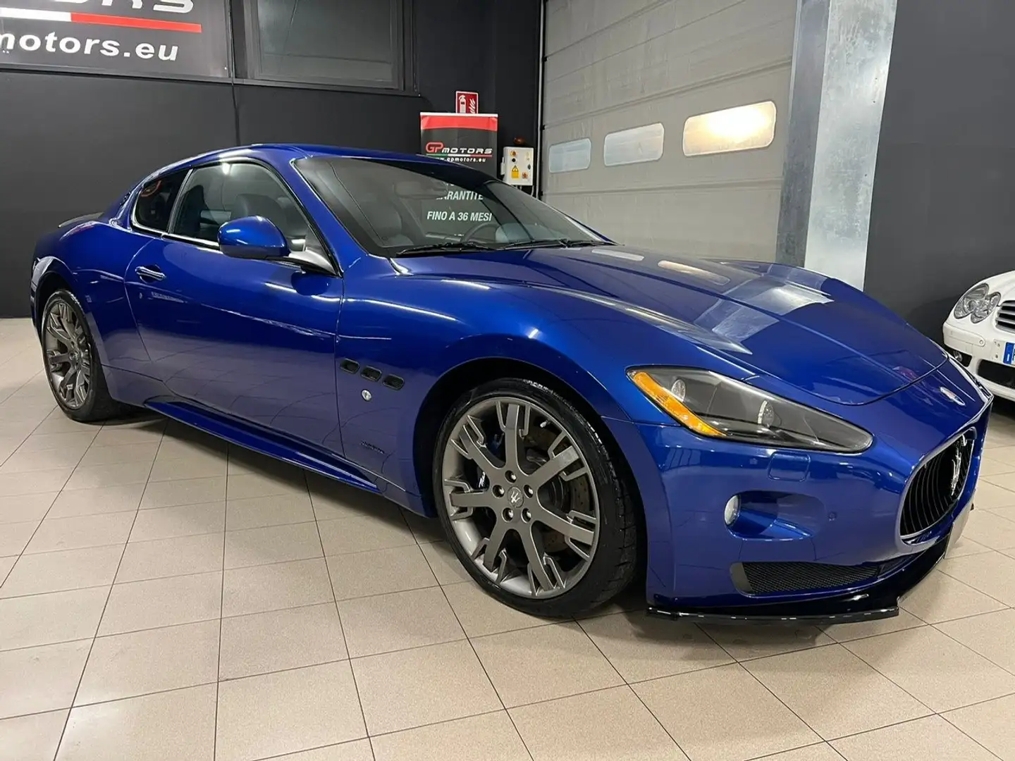 Maserati GranTurismo 4.7 S cambiocorsa LIMITED EDITION ! SOLO 69000KM ! Blau - 2
