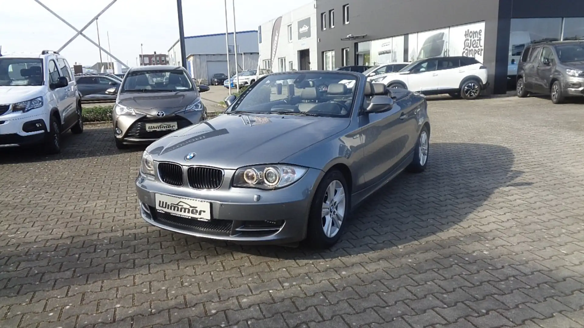 BMW 118 d Cabrio Grau - 2