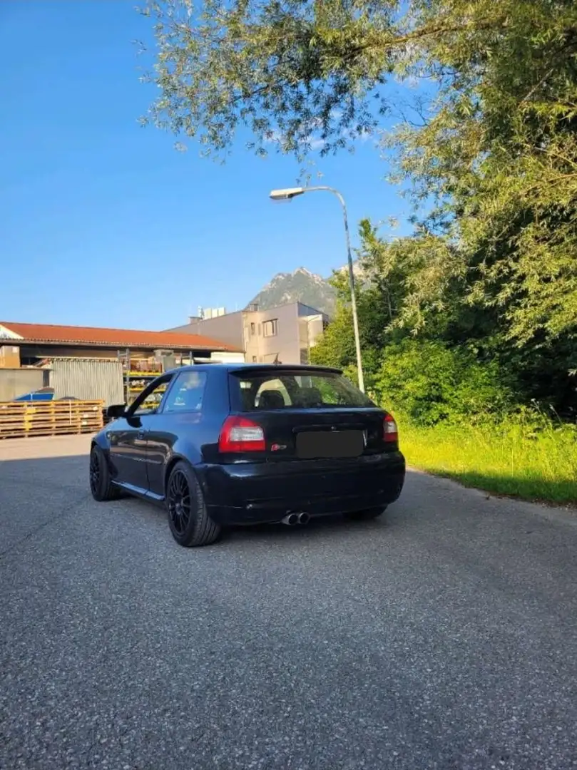 Audi S3 A3 quattro Schwarz - 2