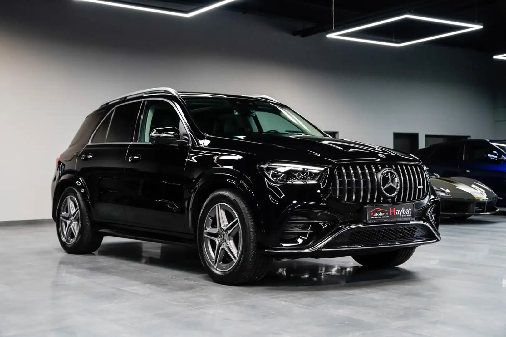 Mercedes-Benz GLE 450 d AMG Pano-Airmatic-Distronic-AHK-360° Schwarz - 1