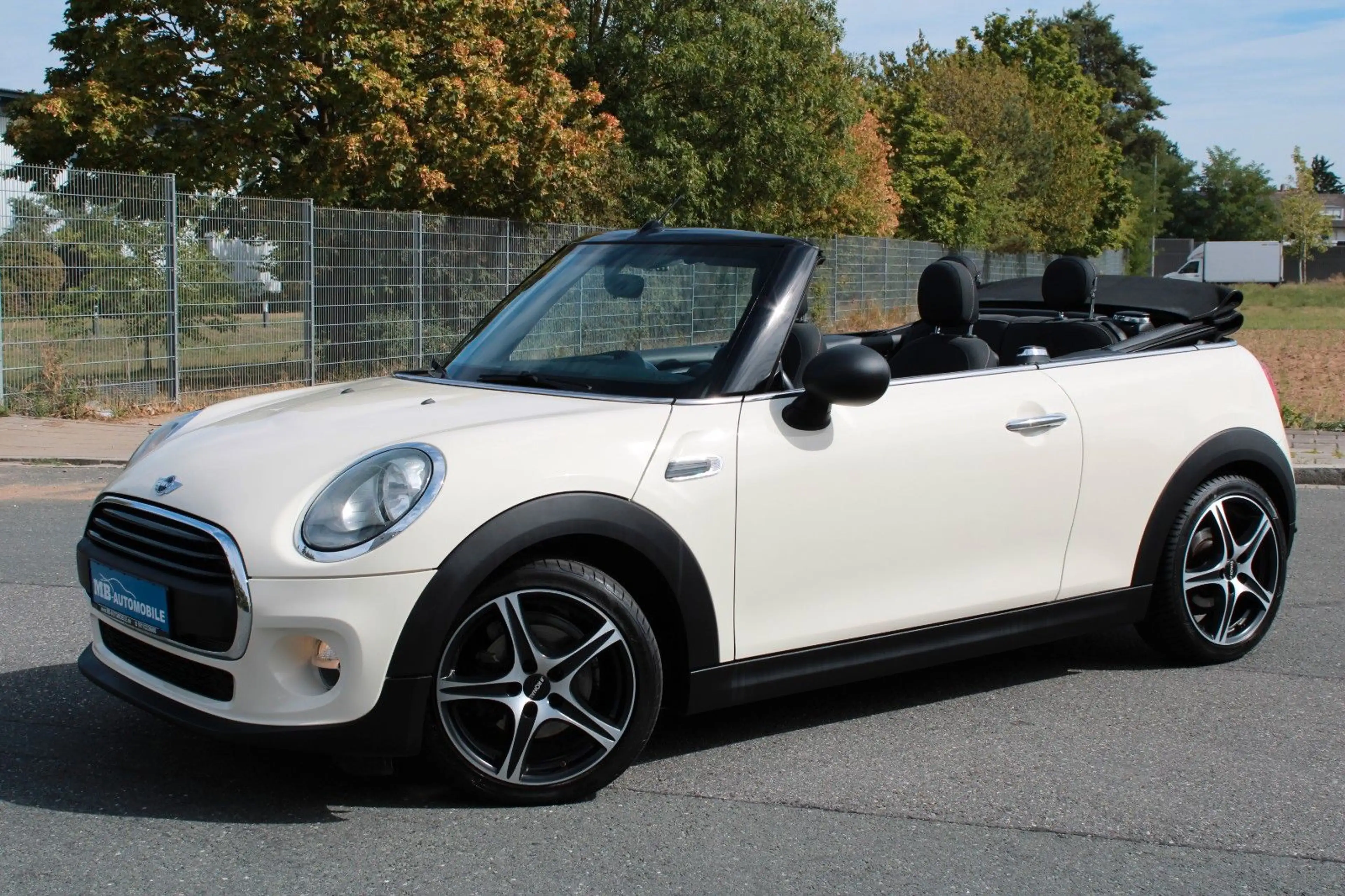 MINI One Cabrio Sitzhzg. PDC 17"Alu Klima — photo 2